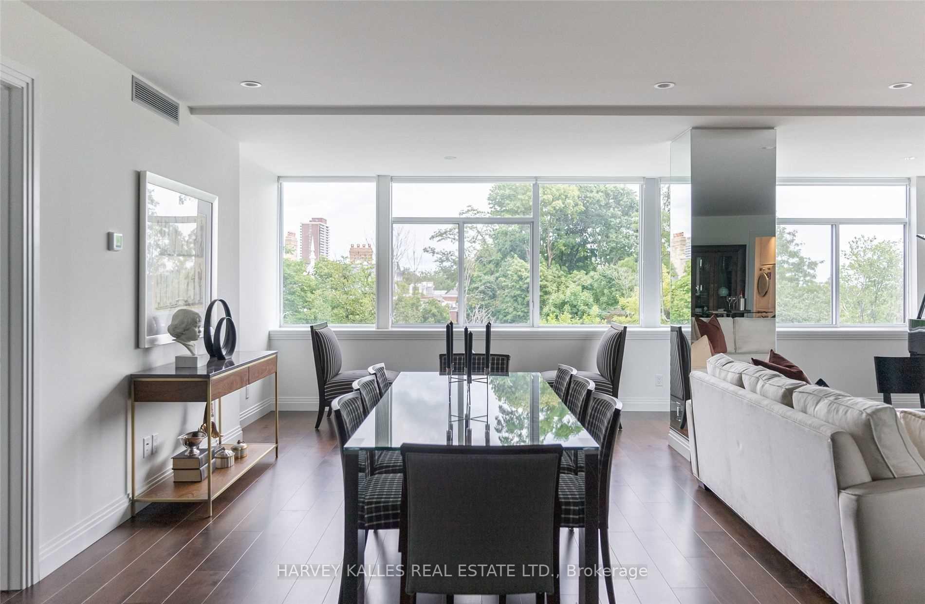 Photo 7 of Unit 320, 1 Benvenuto Place, Toronto, Casa Loma — HOMEH