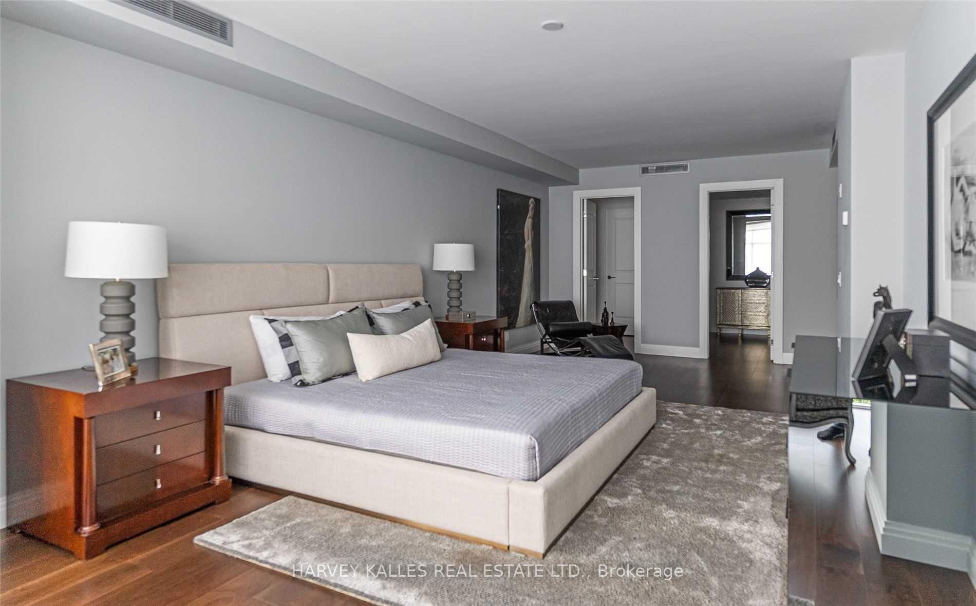 Photo 23 of Unit 320, 1 Benvenuto Place, Toronto, Casa Loma — HOMEH
