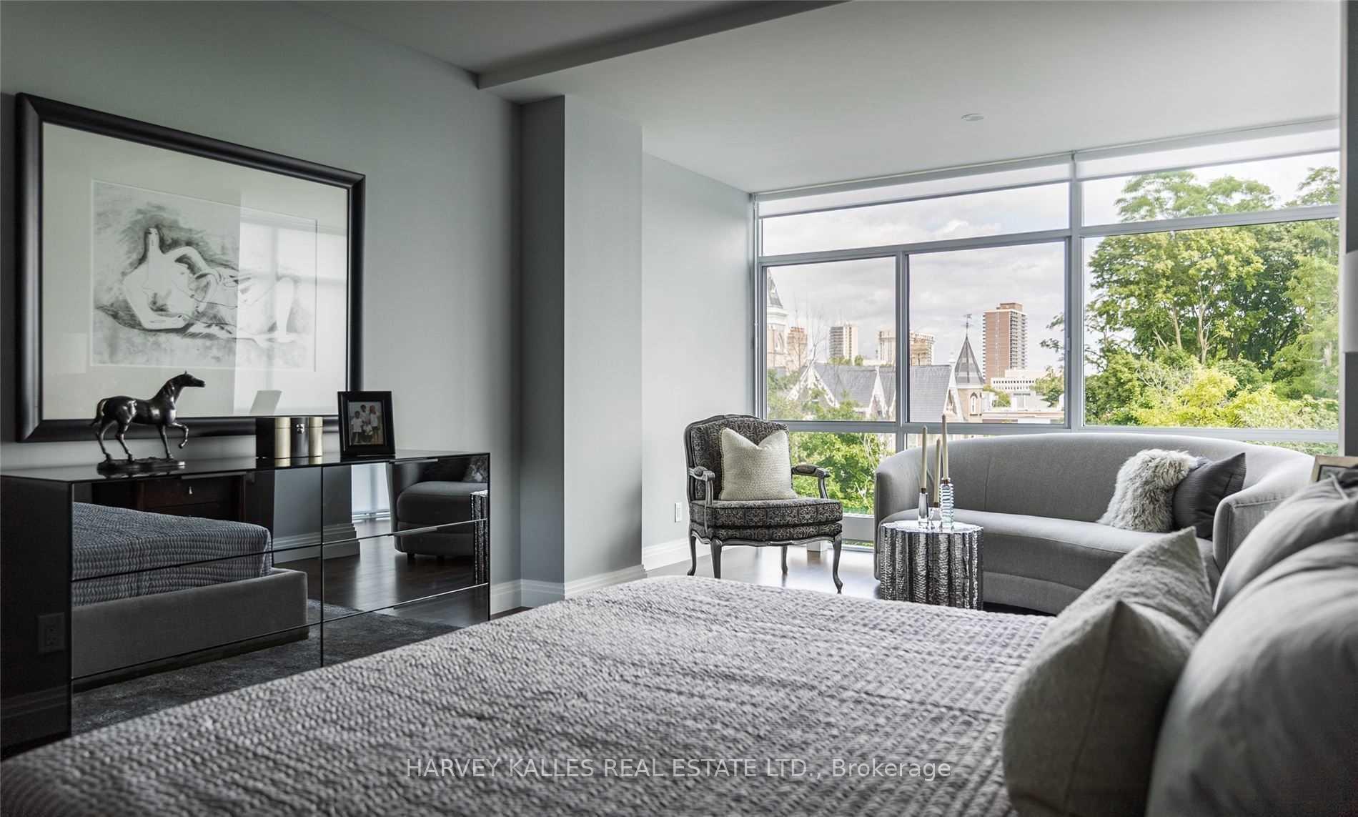 Photo 25 of Unit 320, 1 Benvenuto Place, Toronto, Casa Loma — HOMEH