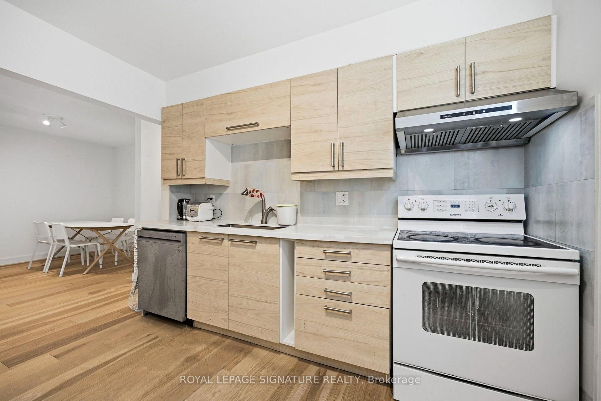Photo 13 of Unit MAIN, 293 Glenforest Road, Toronto, Lawrence Park North — HOMEH