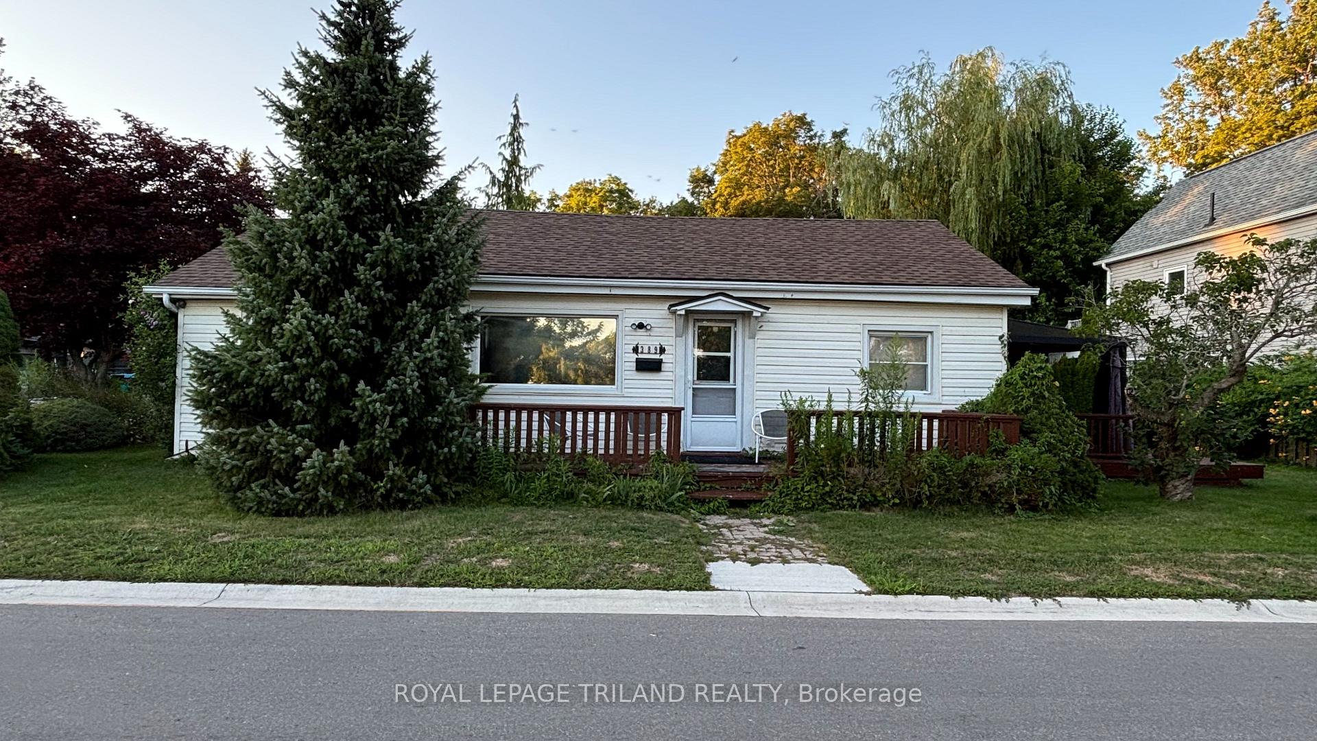 Photo 1 of 389 Front Street, Central Elgin, Port Stanley — HOMEH