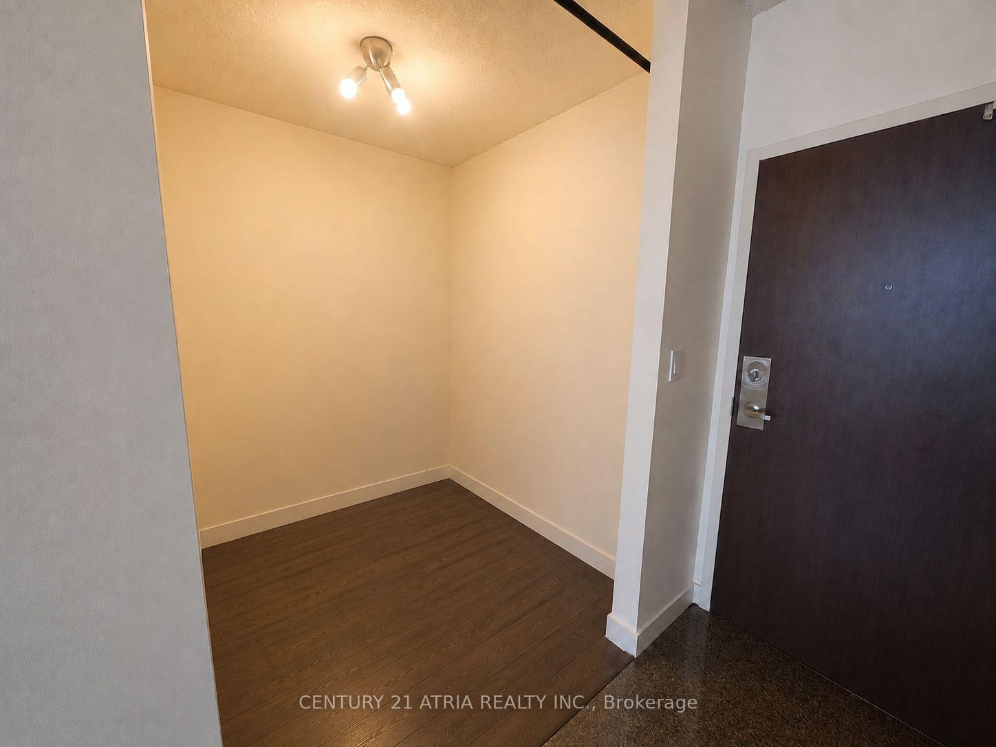 Photo 12 of Unit 3706, 35 Mariner Terrace, Toronto, Waterfront Communities — HOMEH