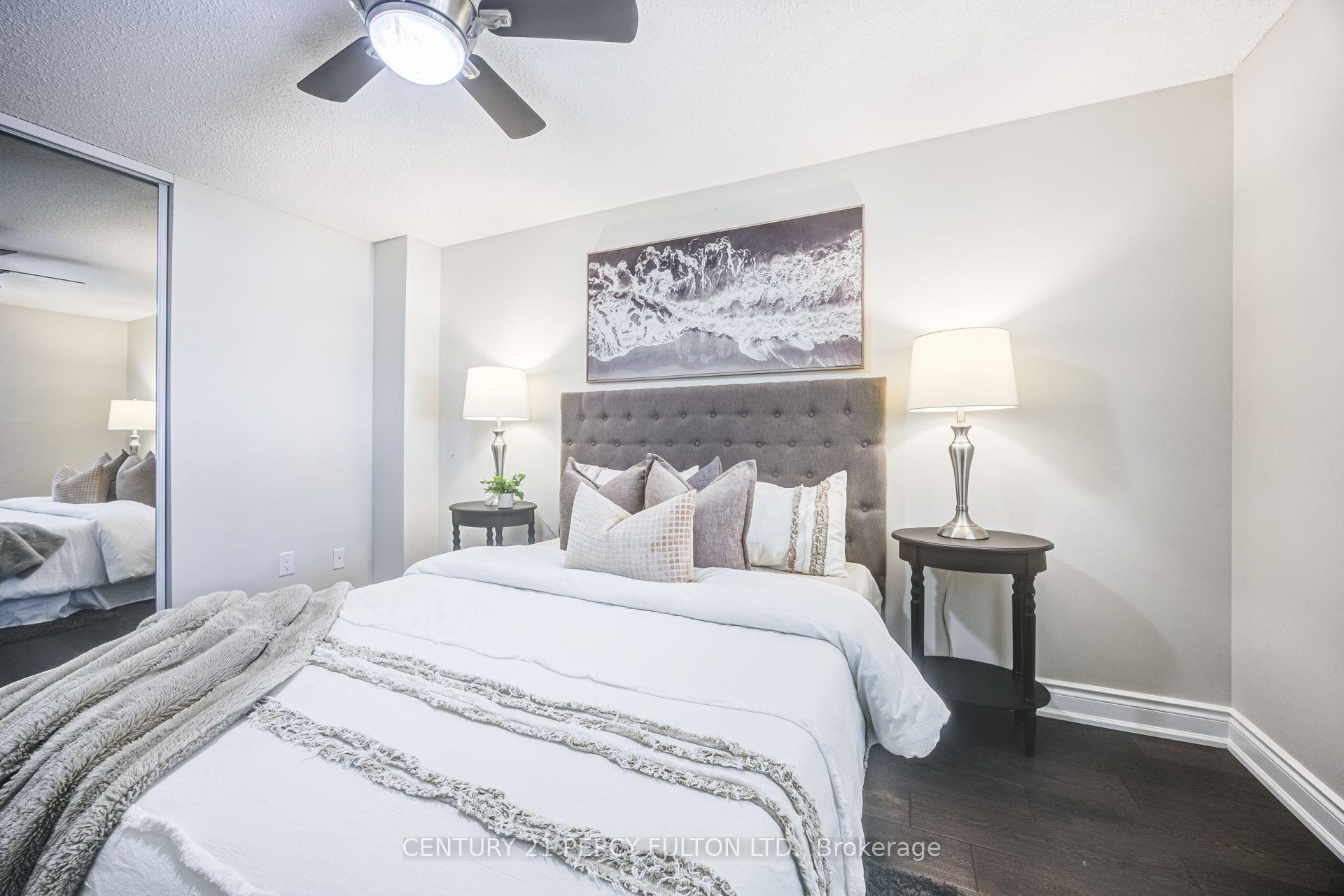 Photo 18 of 87 Crab Apple Way, North York, Parkwoods-Donalda — HOMEH