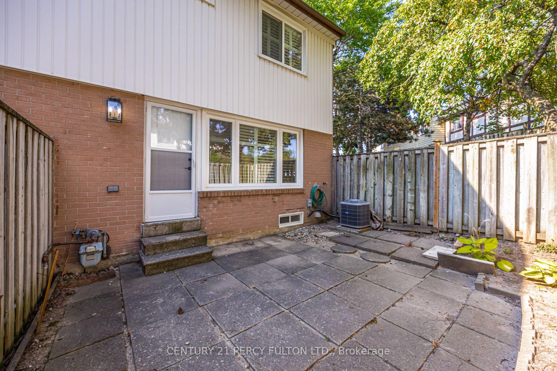 Photo 41 of 87 Crab Apple Way, North York, Parkwoods-Donalda — HOMEH