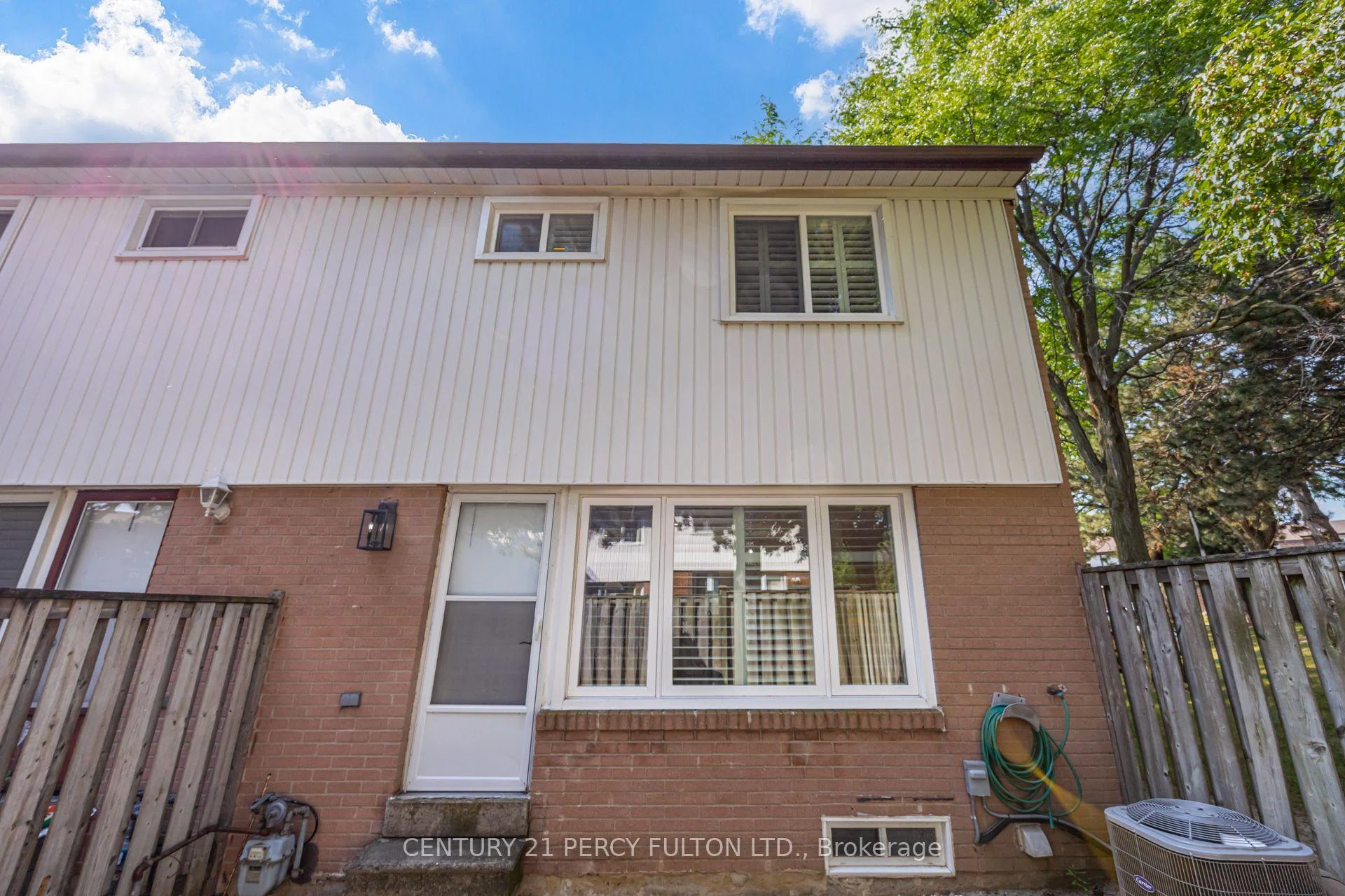 Photo 44 of 87 Crab Apple Way, North York, Parkwoods-Donalda — HOMEH
