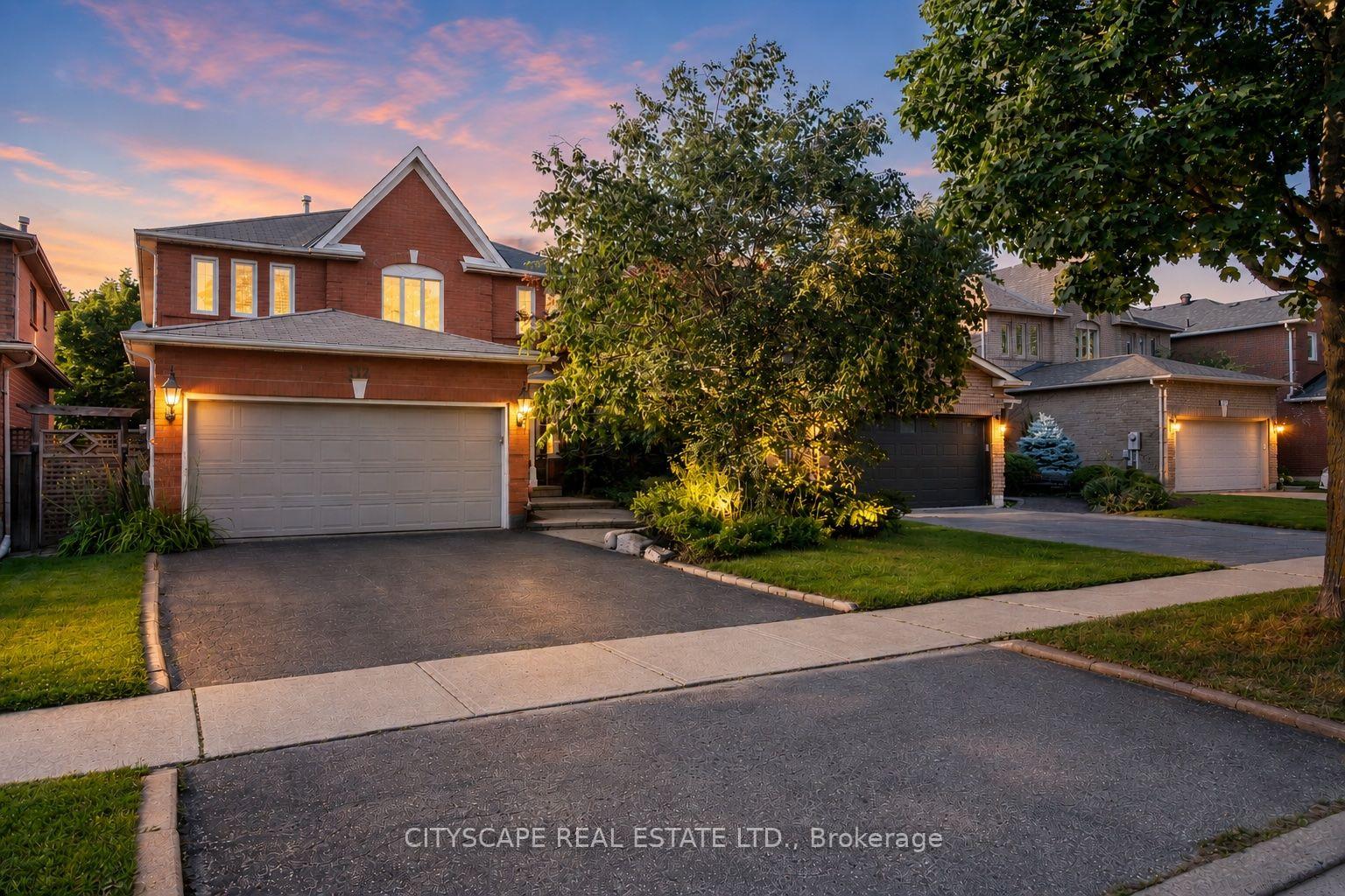 Photo 1 of 112 Mulholland Drive, Vaughan, Beverley Glen — HOMEH