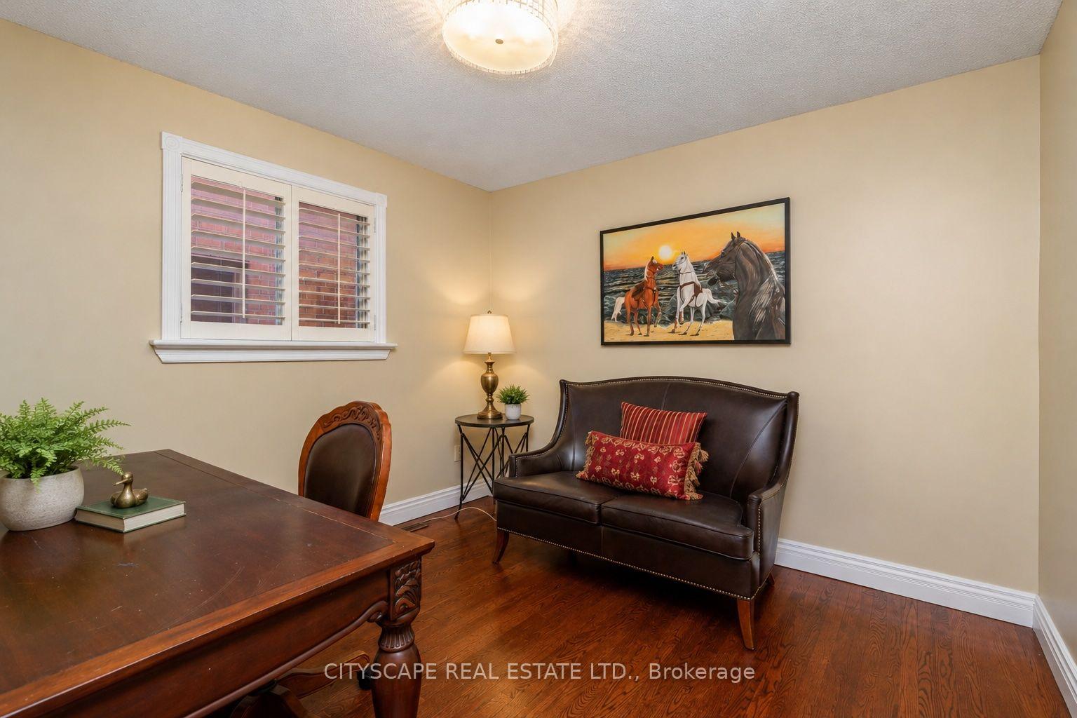 Photo 20 of 112 Mulholland Drive, Vaughan, Beverley Glen — HOMEH
