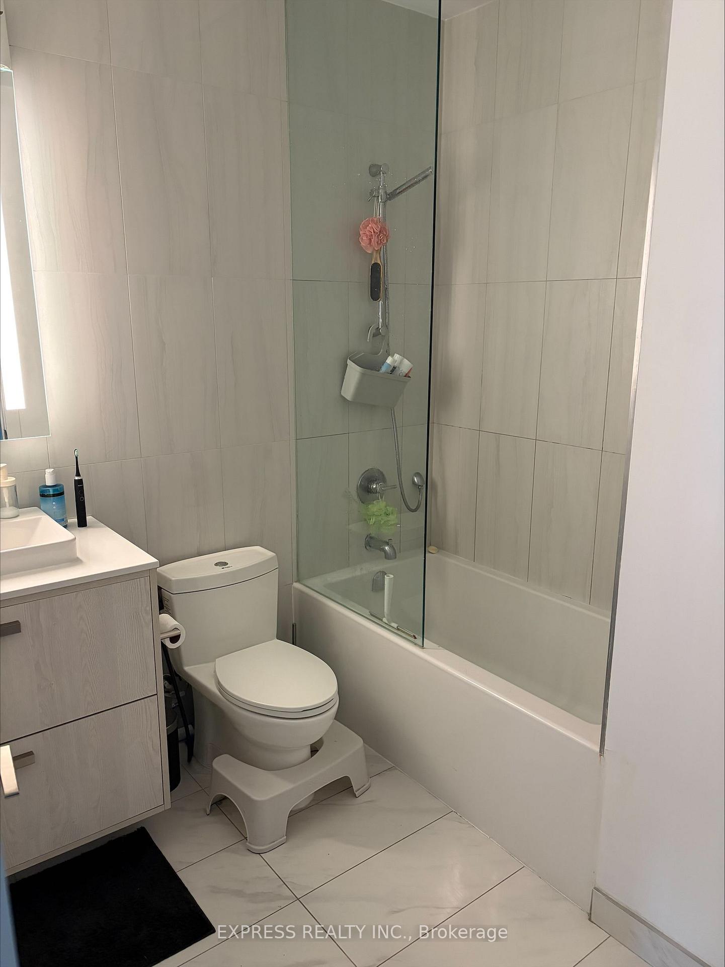 Photo 5 of Unit 2811, 470 Front Street W, Toronto, Waterfront Communities — HOMEH