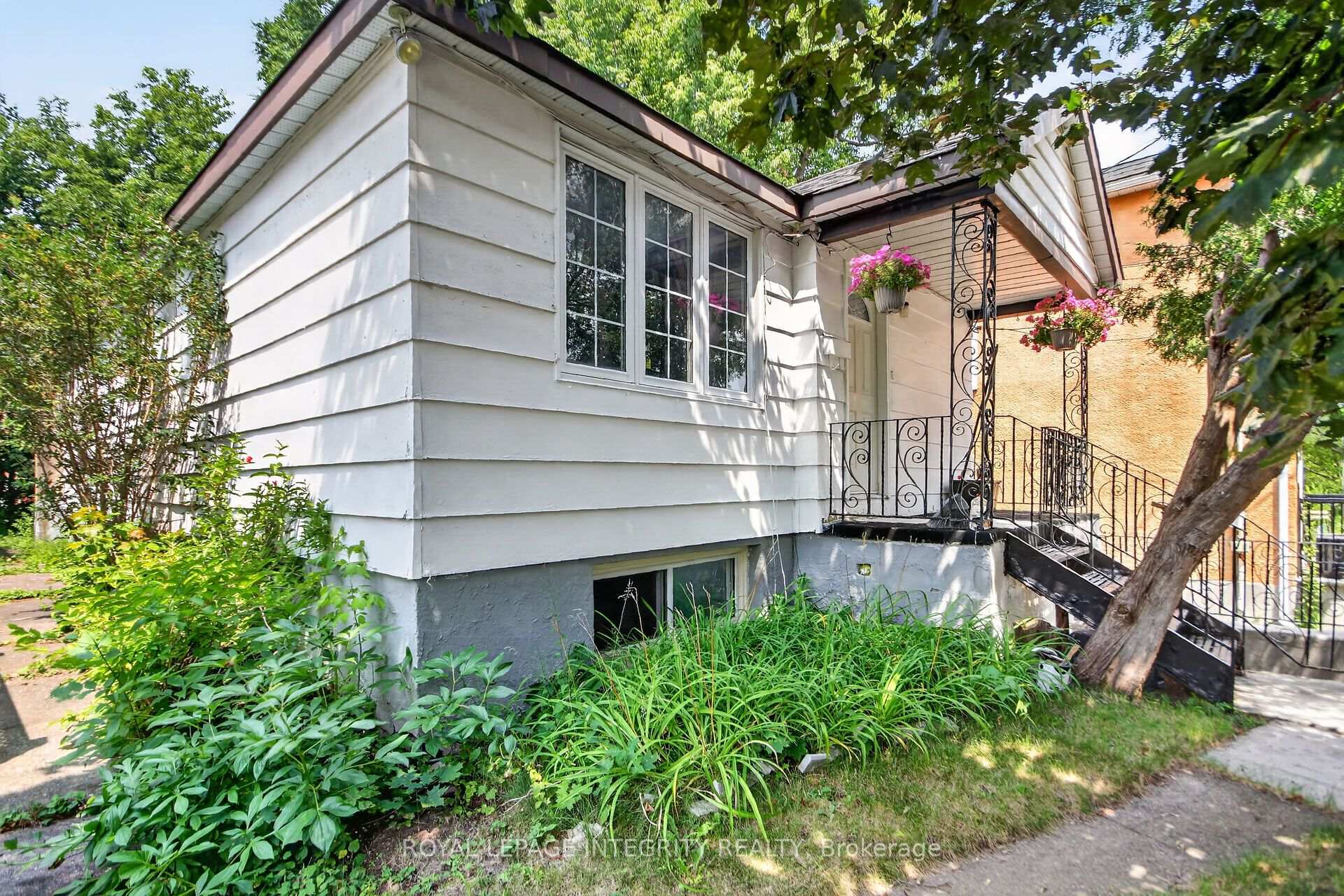 Photo 1 of 173 Genest Street, Ottawa, Vanier — HOMEH