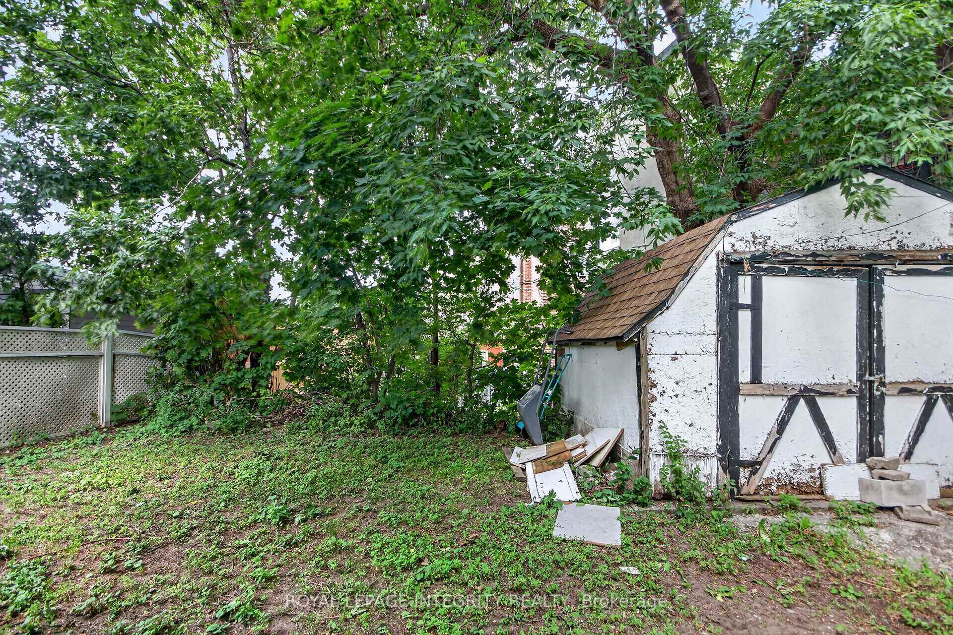 Photo 12 of 173 Genest Street, Ottawa, Vanier — HOMEH