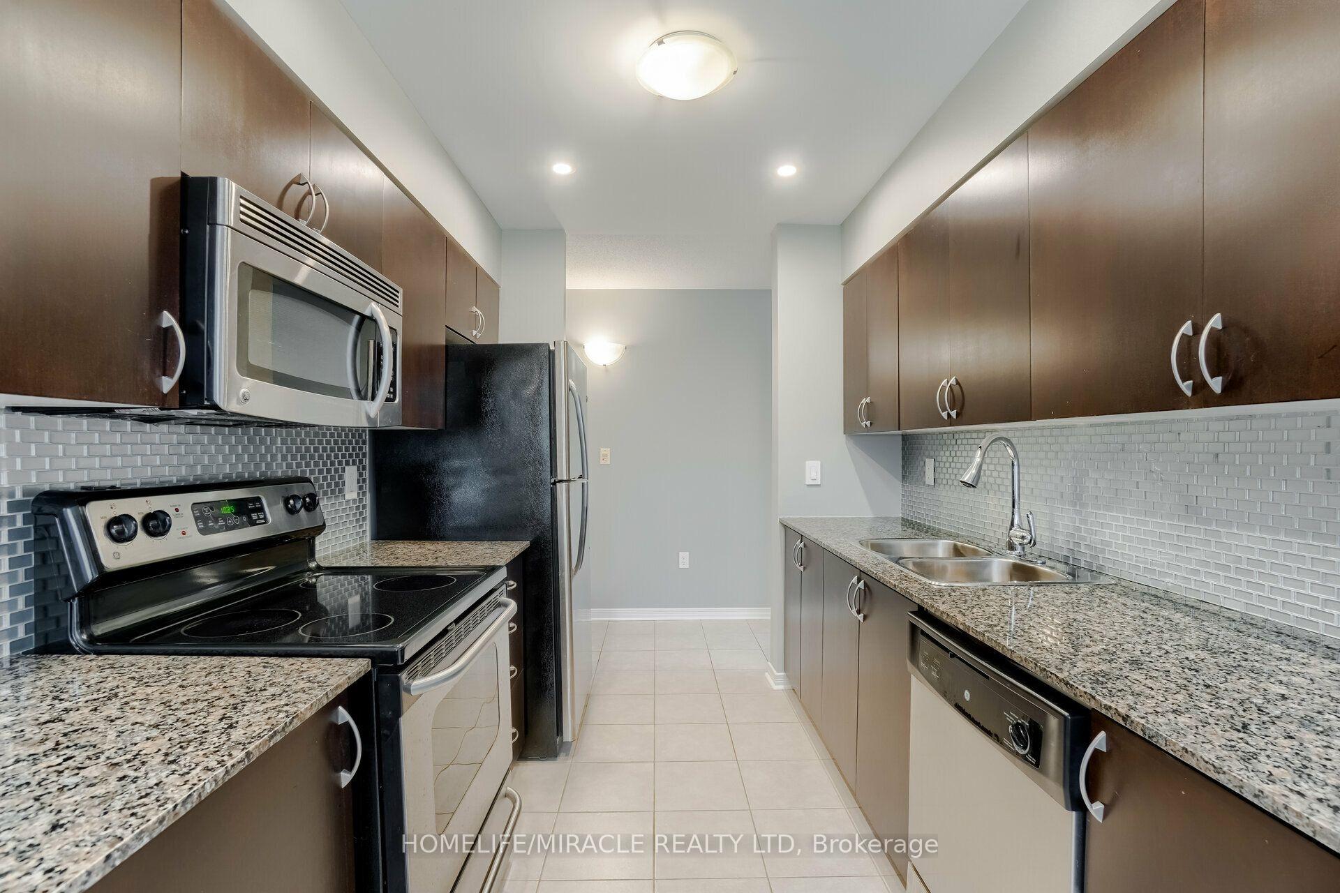 Photo 10 of Unit 105, 55 Via Rosedale Road, Brampton, Sandringham-Wellington — HOMEH