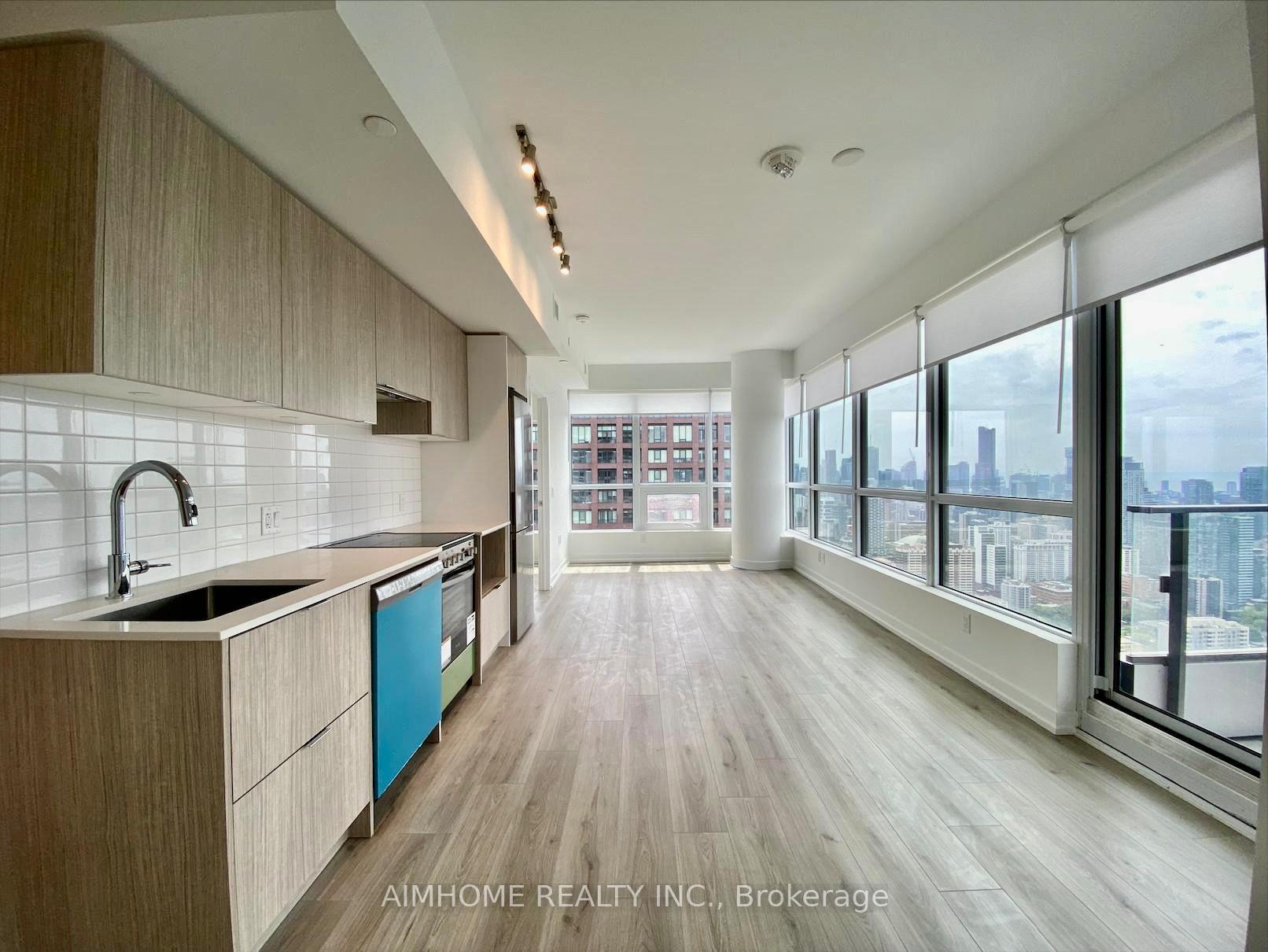 Photo 3 of Unit 4902, 395 Bloor Street E, Toronto, North St. James Town — HOMEH