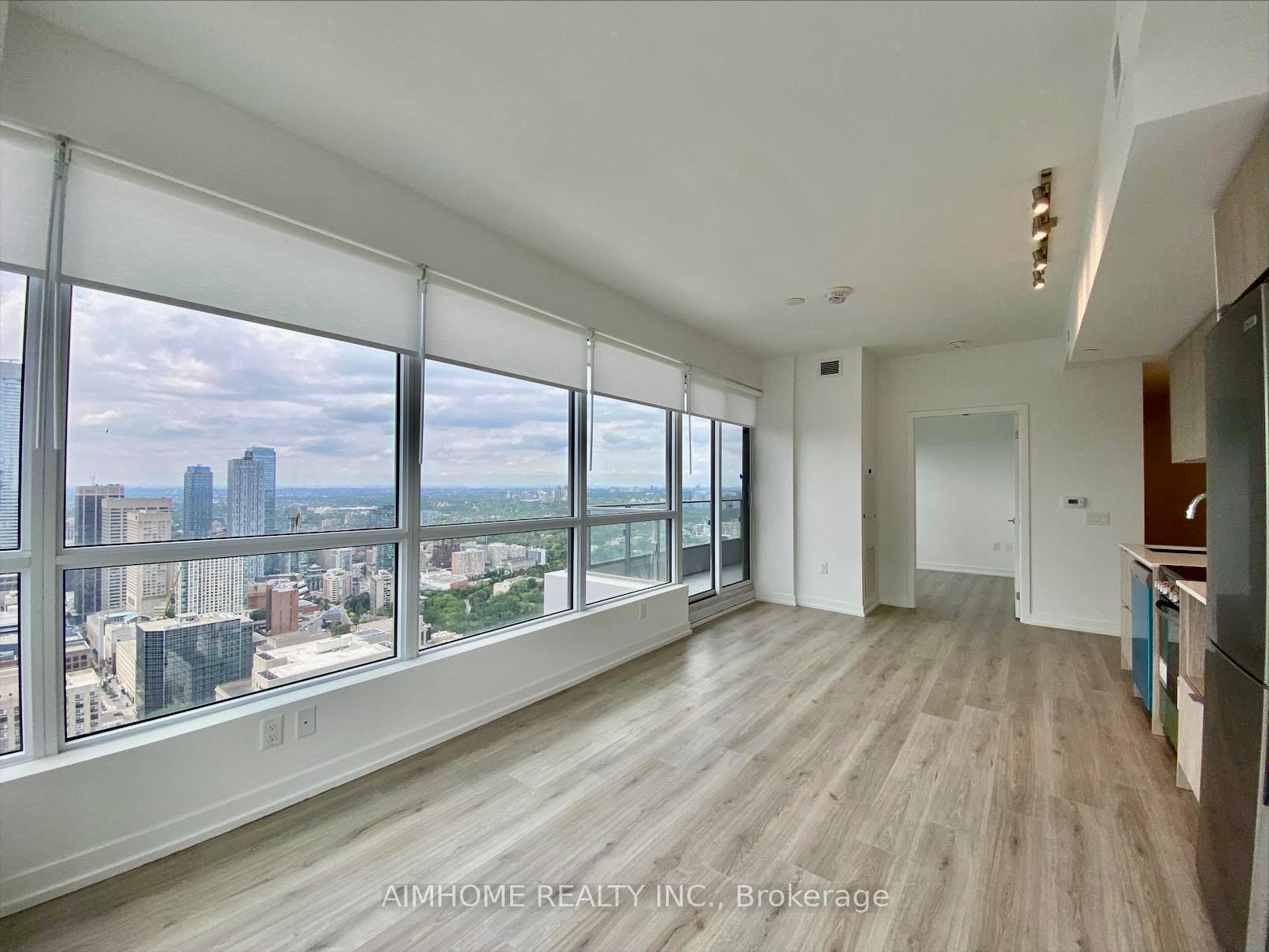 Photo 4 of Unit 4902, 395 Bloor Street E, Toronto, North St. James Town — HOMEH