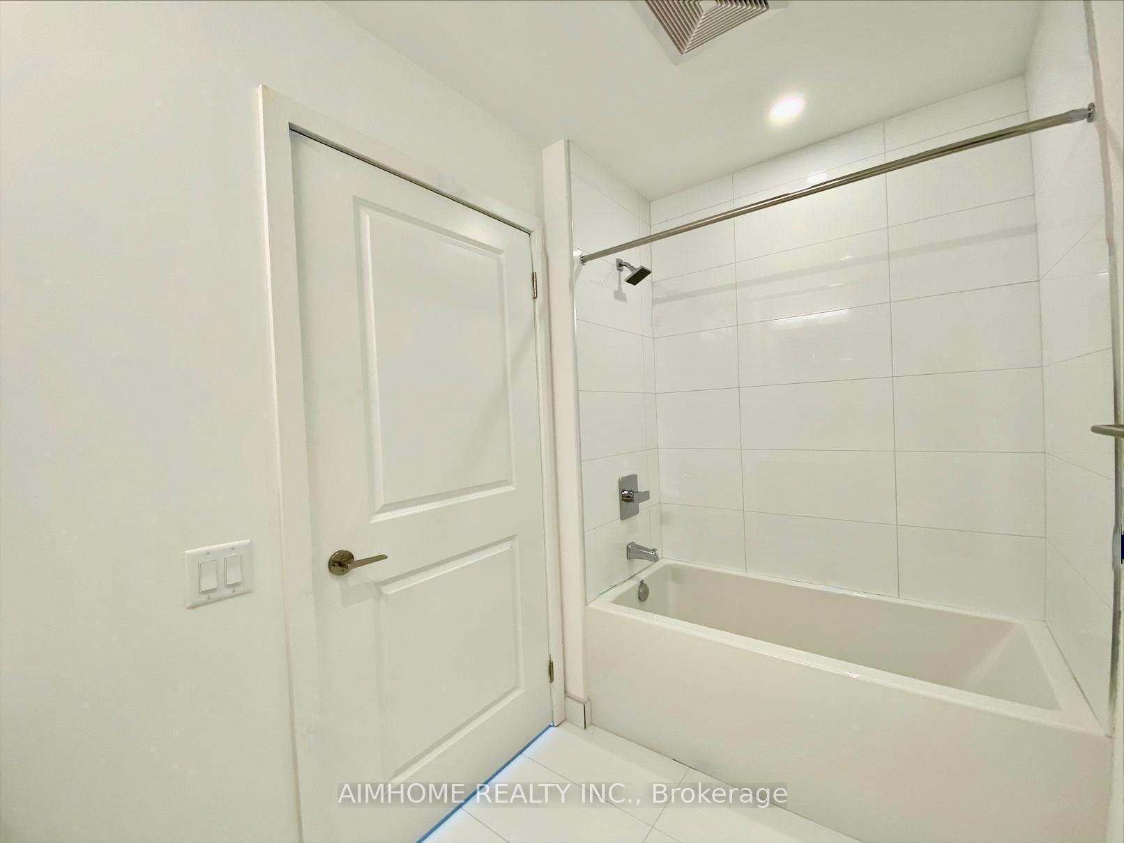 Photo 11 of Unit 4902, 395 Bloor Street E, Toronto, North St. James Town — HOMEH