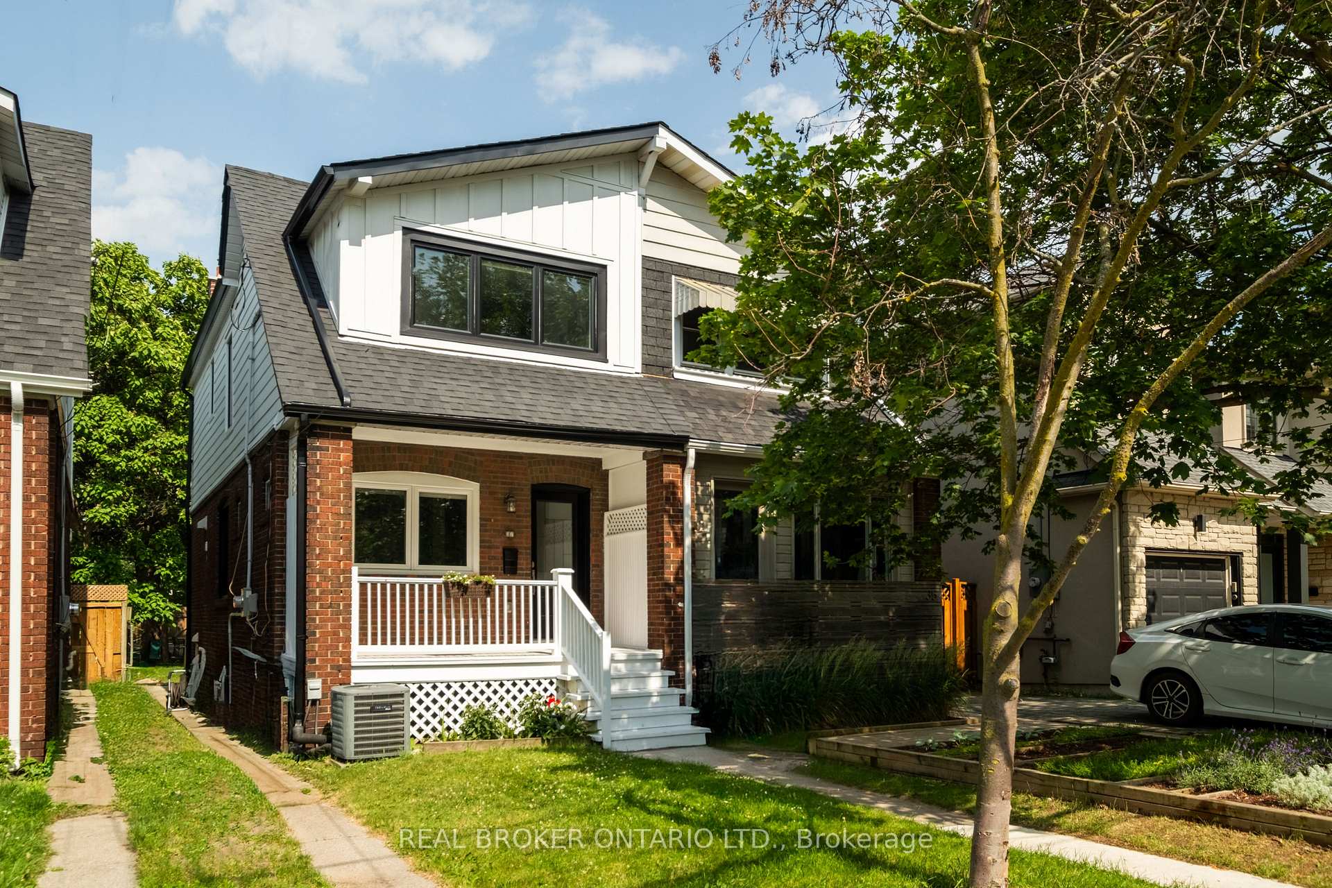 Front of 37 Gledhill Avenue