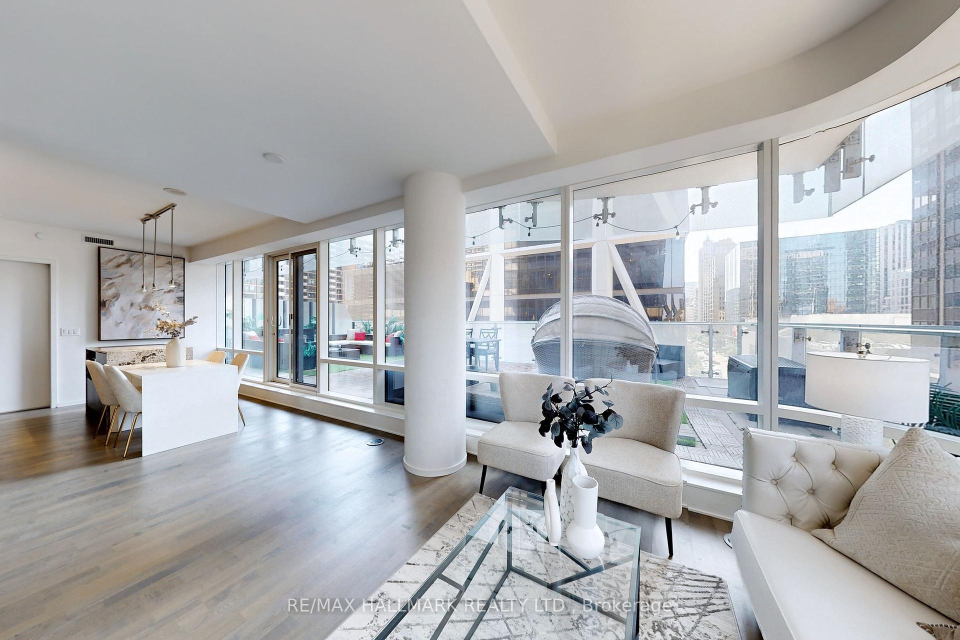 Photo 7 of Unit 520, 1 Bloor Street E, Toronto, Church-Yonge Corridor — HOMEH