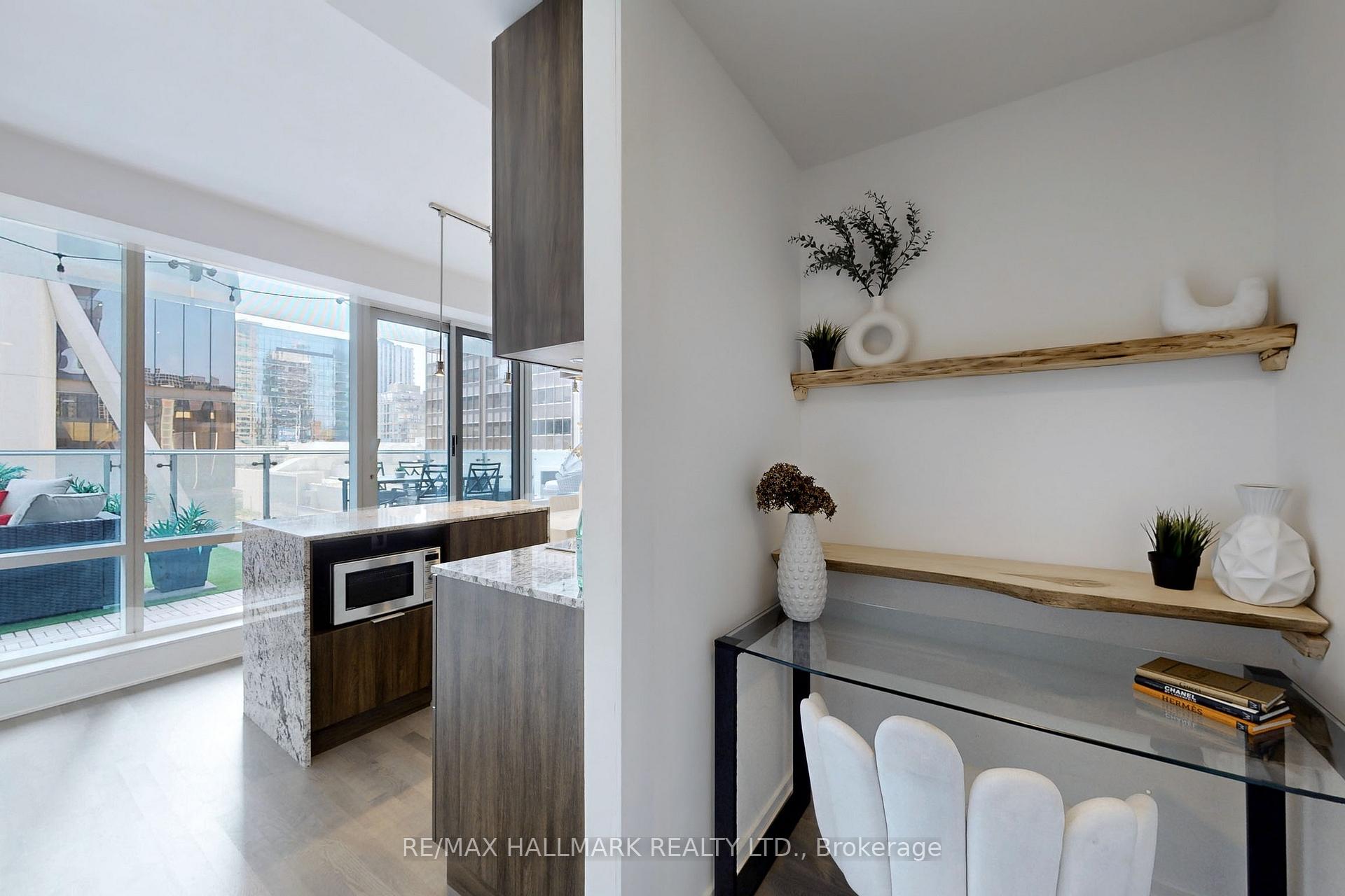 Photo 16 of Unit 520, 1 Bloor Street E, Toronto, Church-Yonge Corridor — HOMEH