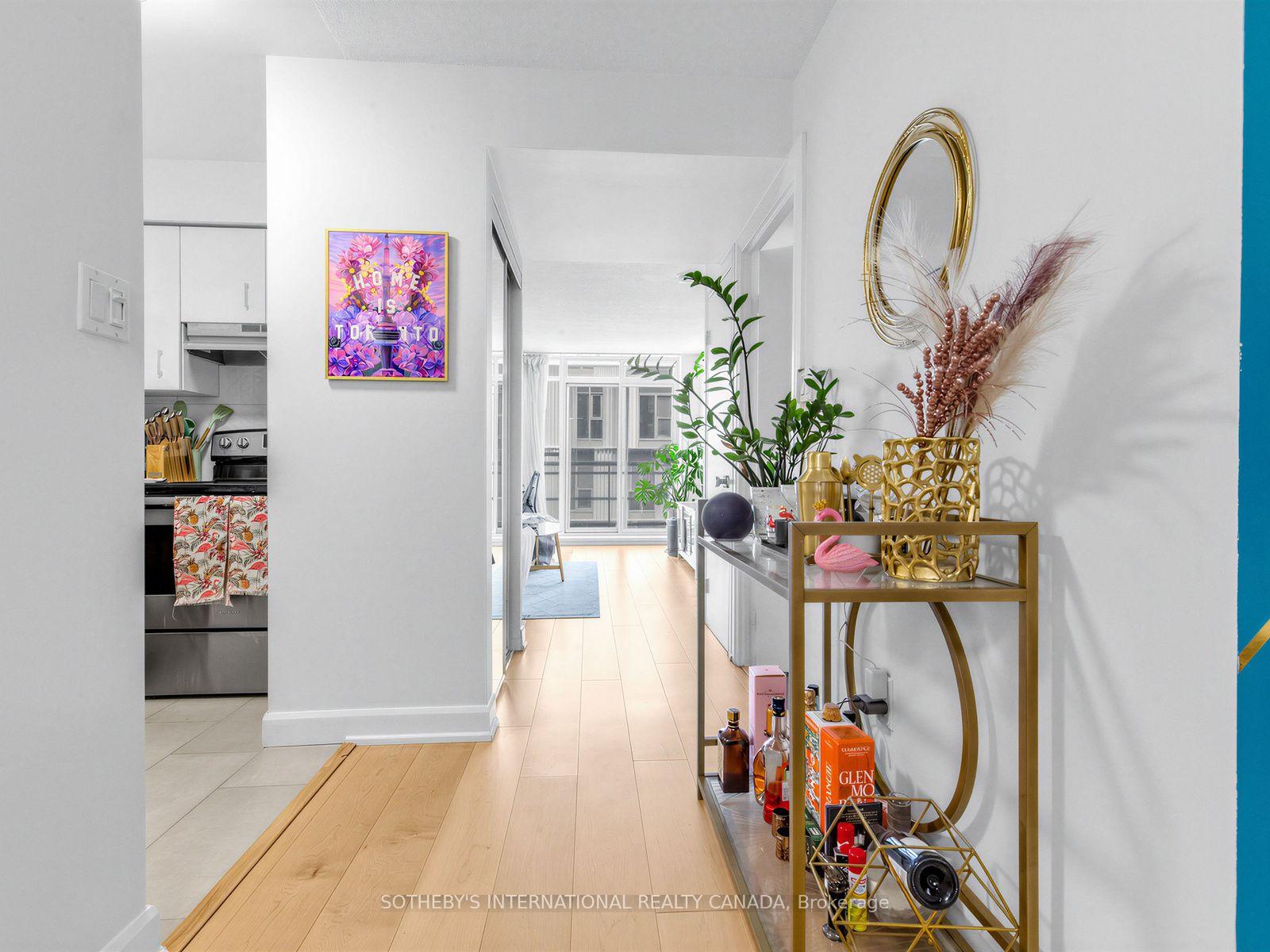 Photo 8 of Unit 613, 80 Mill Street, Toronto, Waterfront Communities — HOMEH