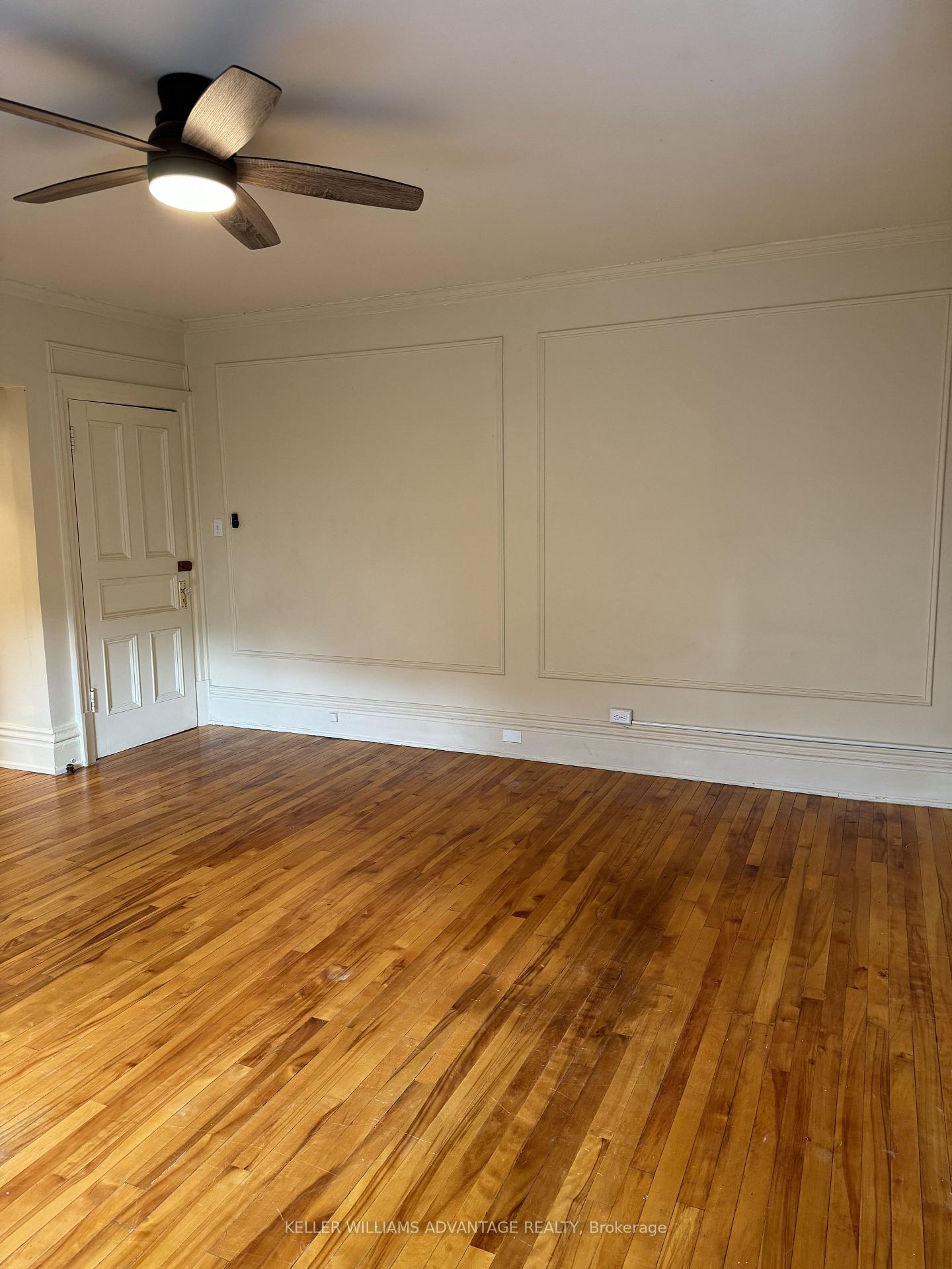Photo 4 of Unit Studio 2nd floor, 347 Walmer Road, Toronto, Casa Loma — HOMEH
