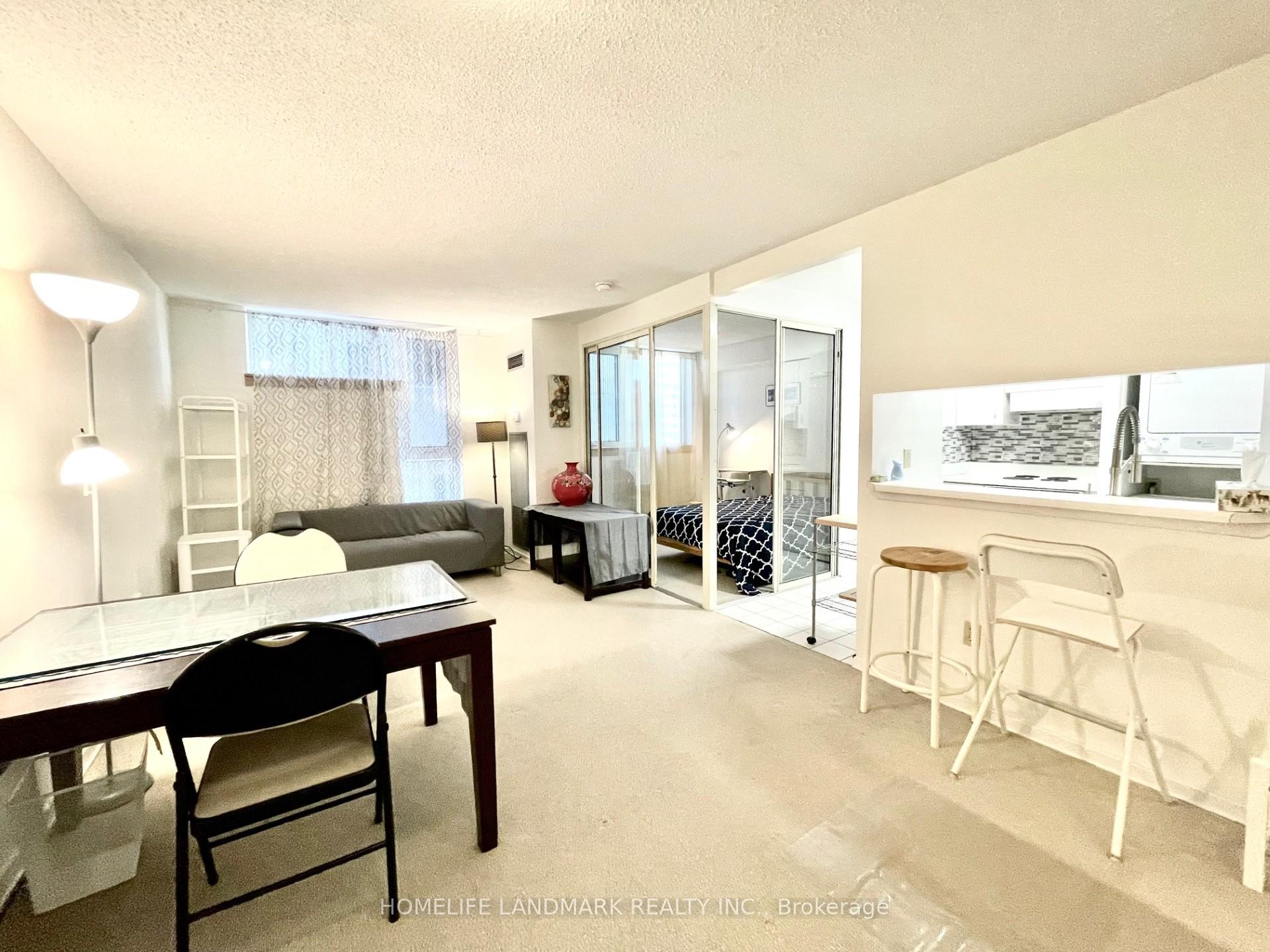 Photo 3 of Unit 613, 1055 Bay Street, Toronto, Bay Street Corridor — HOMEH