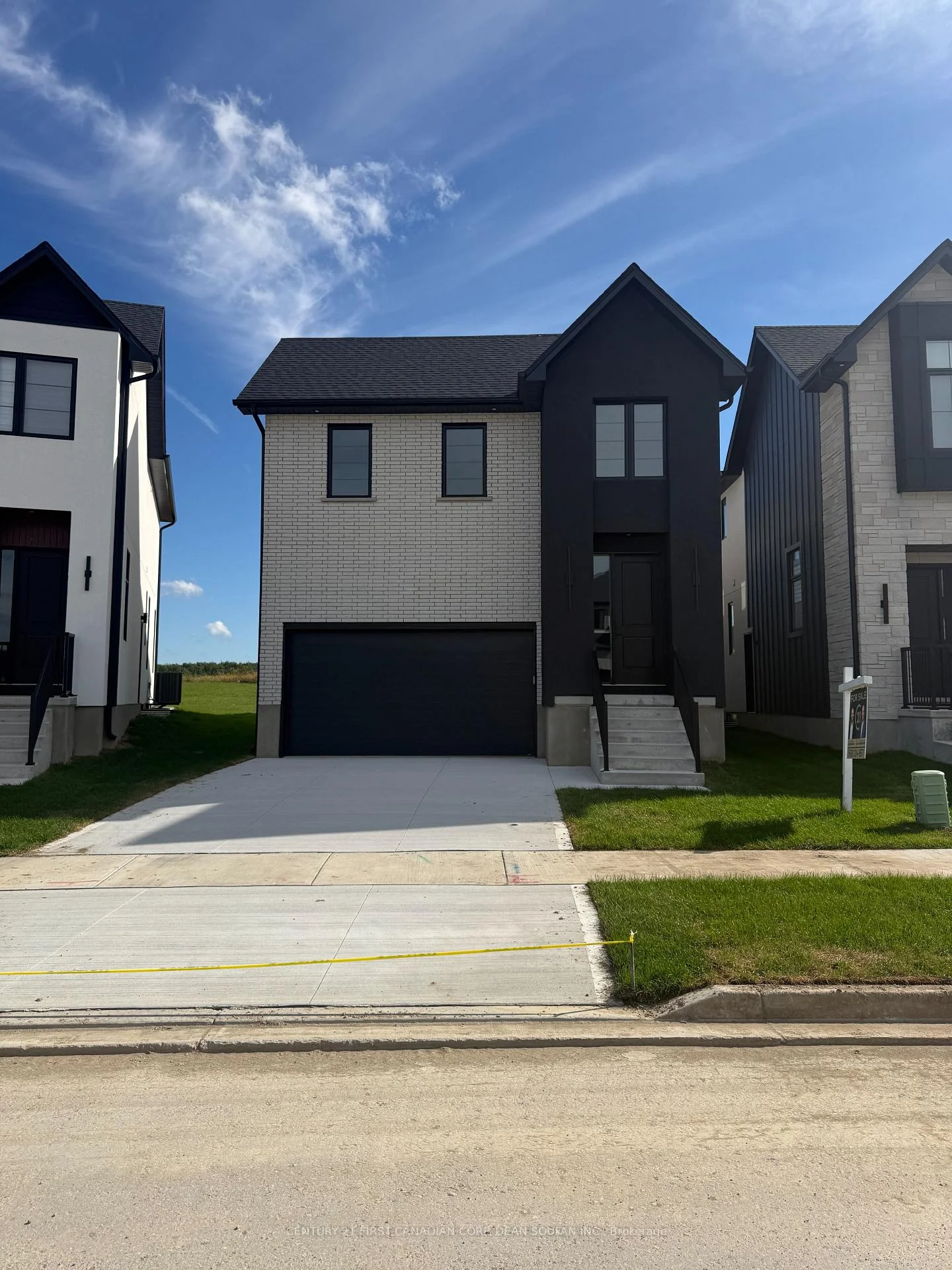 Photo 1 of 4076 Big Leaf Trail, London, South V — HOMEH
