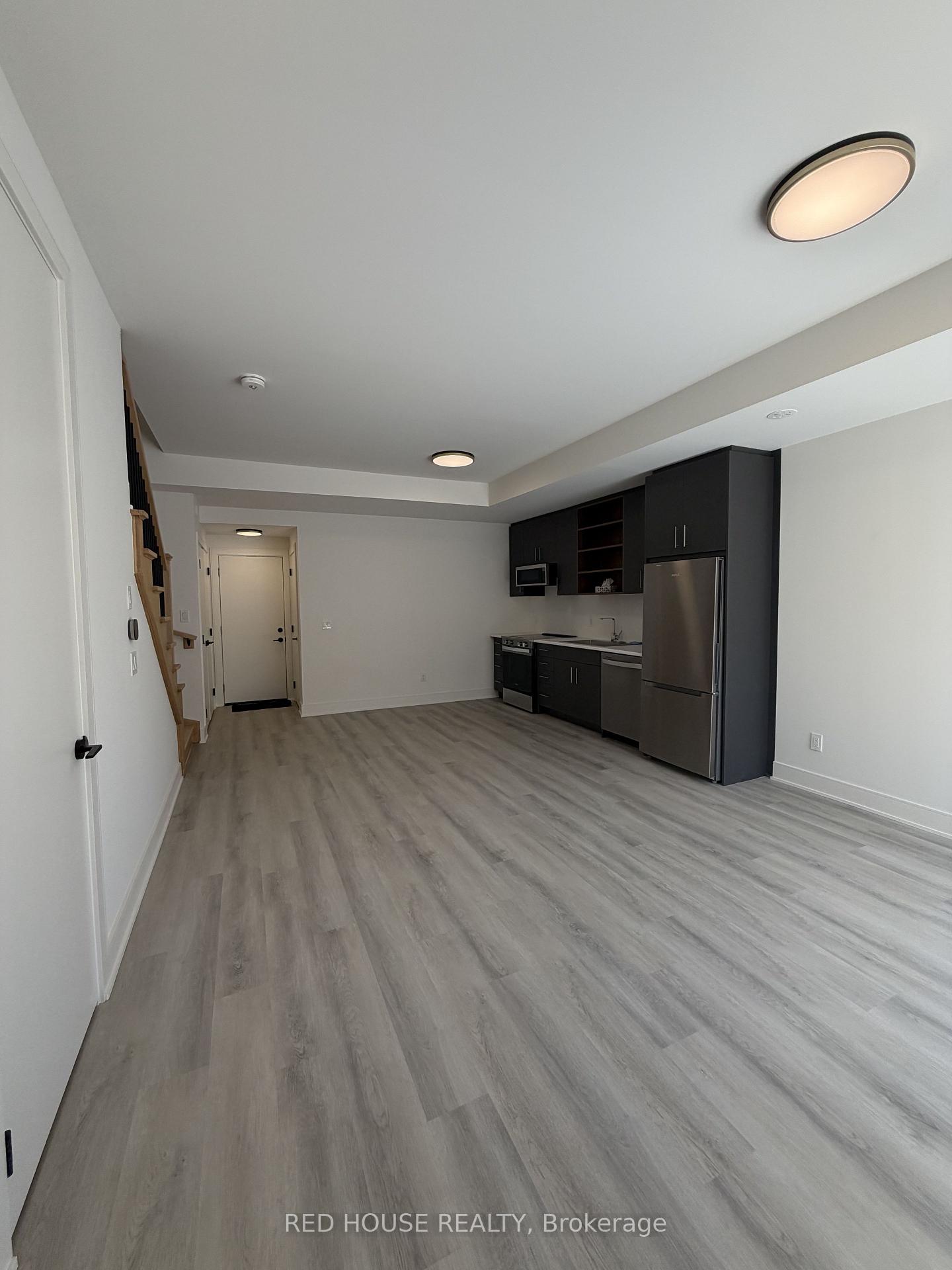 Photo 2 of 152 Everett Common, St. Catharines, Oakdale — HOMEH