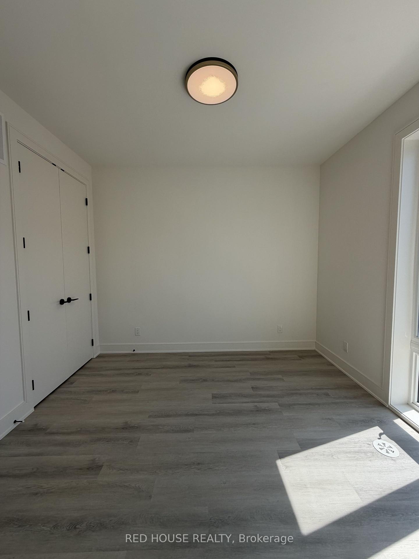 Photo 9 of 152 Everett Common, St. Catharines, Oakdale — HOMEH