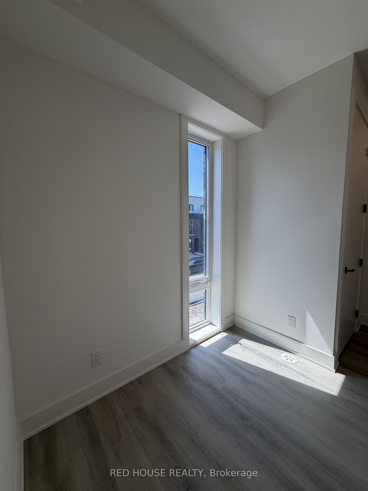 Photo 17 of 152 Everett Common, St. Catharines, Oakdale — HOMEH