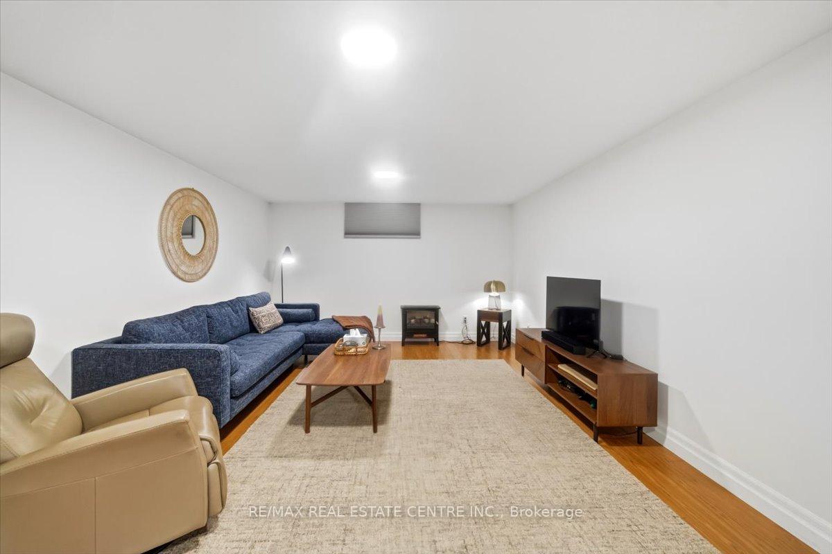 Photo 35 of 653 Glen Morris Road W, Brant, South Dumfries — HOMEH