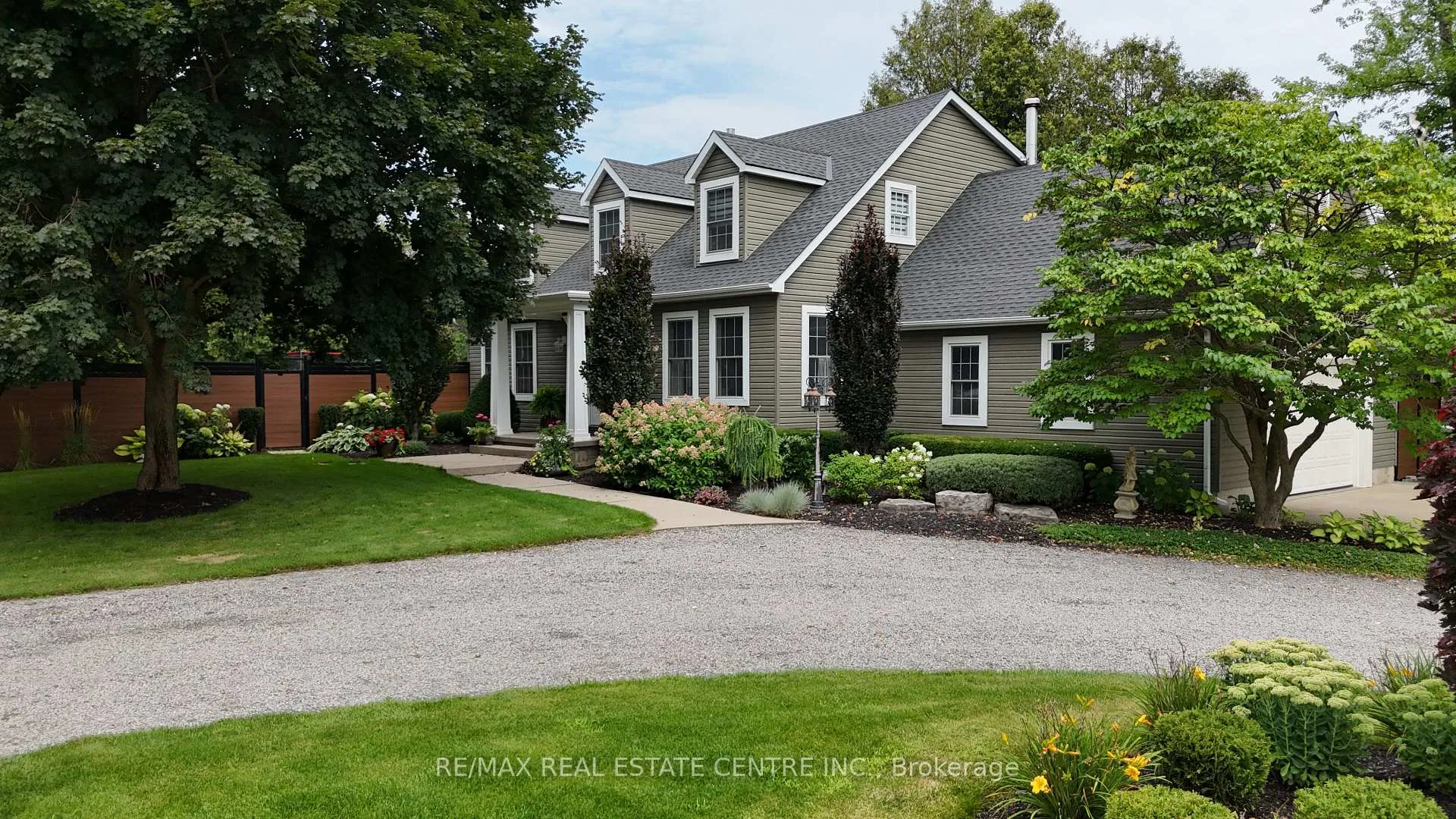 Photo 3 of 653 Glen Morris Road W, Brant, South Dumfries — HOMEH