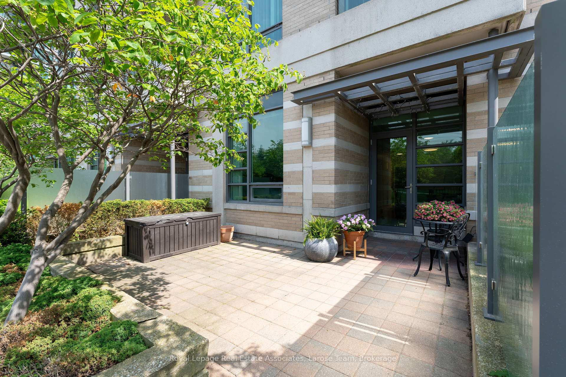 Front of Unit 102, 225 Sherway Gardens Road