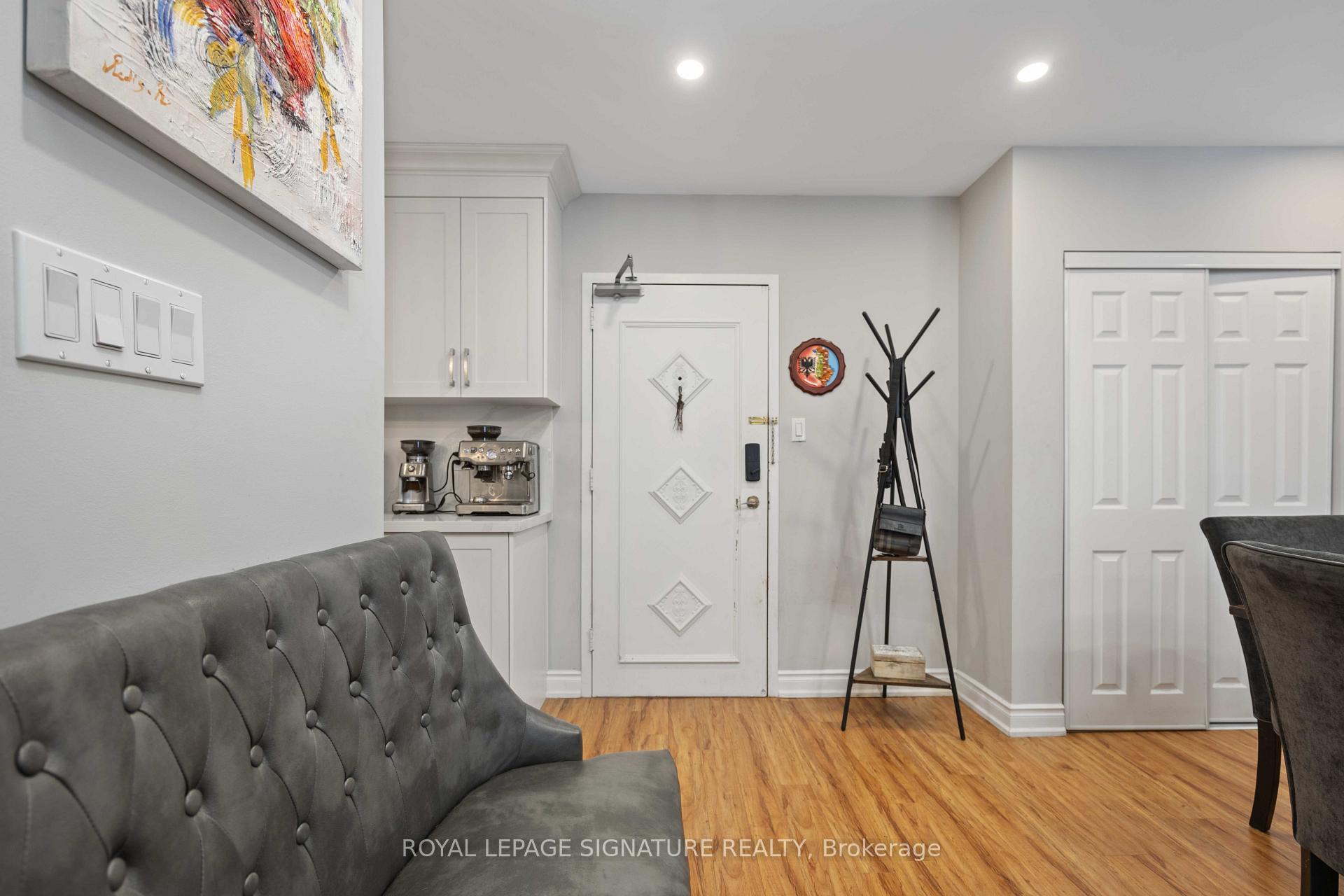 Photo 1 of Unit 2315, 320 Dixon Road, Etobicoke, Kingsview Village-The Westway — HOMEH