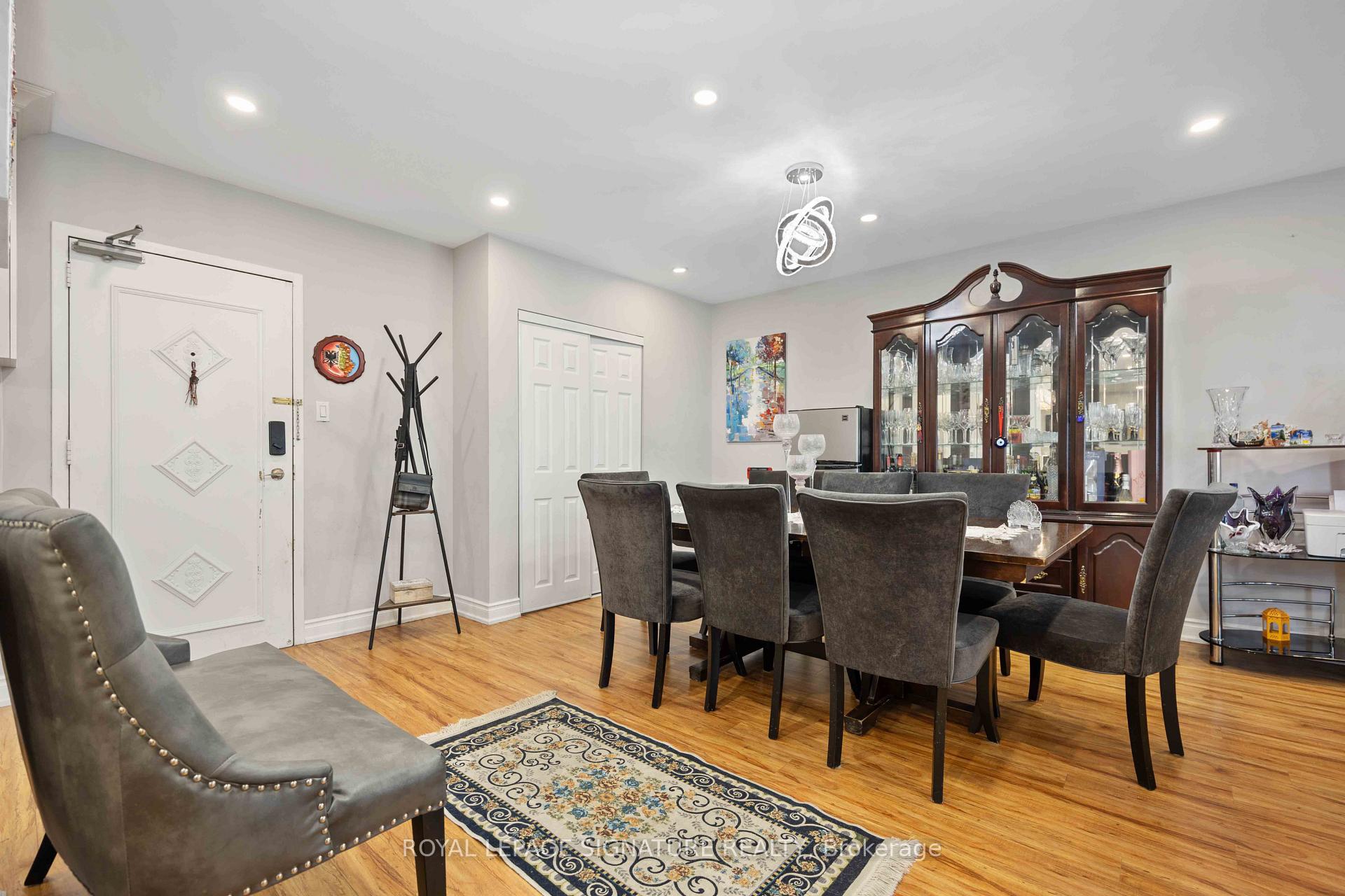 Photo 2 of Unit 2315, 320 Dixon Road, Etobicoke, Kingsview Village-The Westway — HOMEH