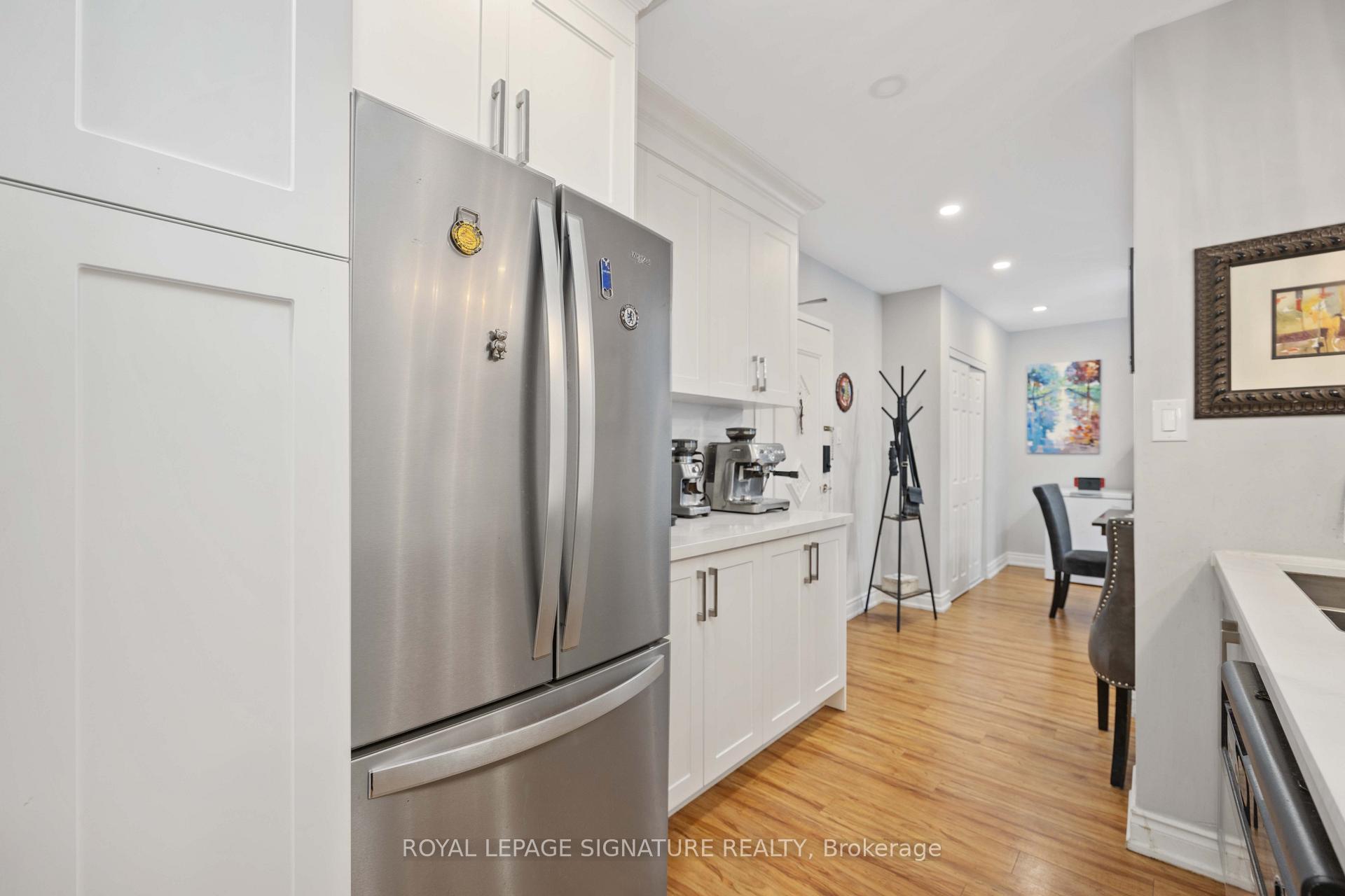 Photo 8 of Unit 2315, 320 Dixon Road, Etobicoke, Kingsview Village-The Westway — HOMEH