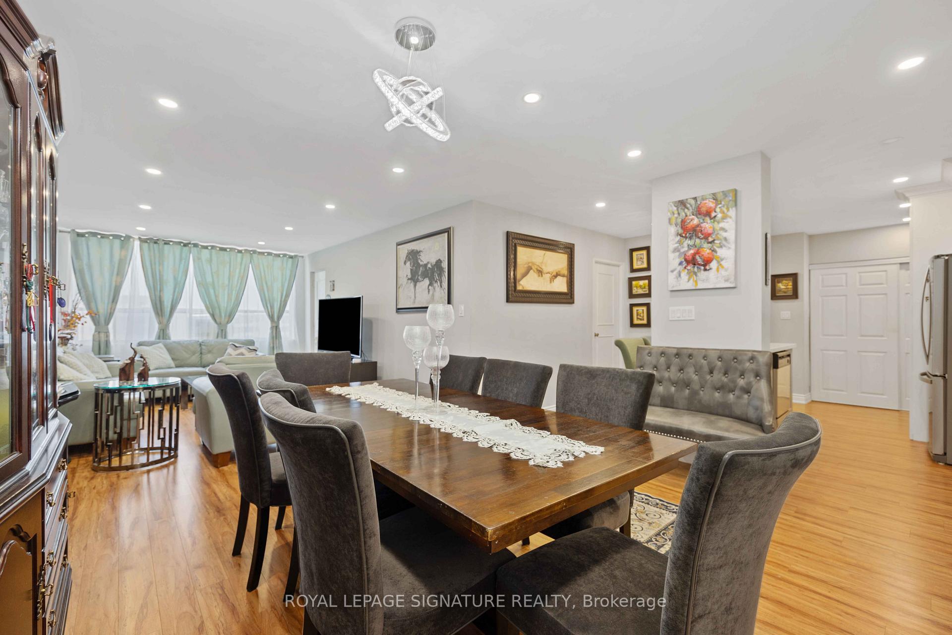 Photo 22 of Unit 2315, 320 Dixon Road, Etobicoke, Kingsview Village-The Westway — HOMEH