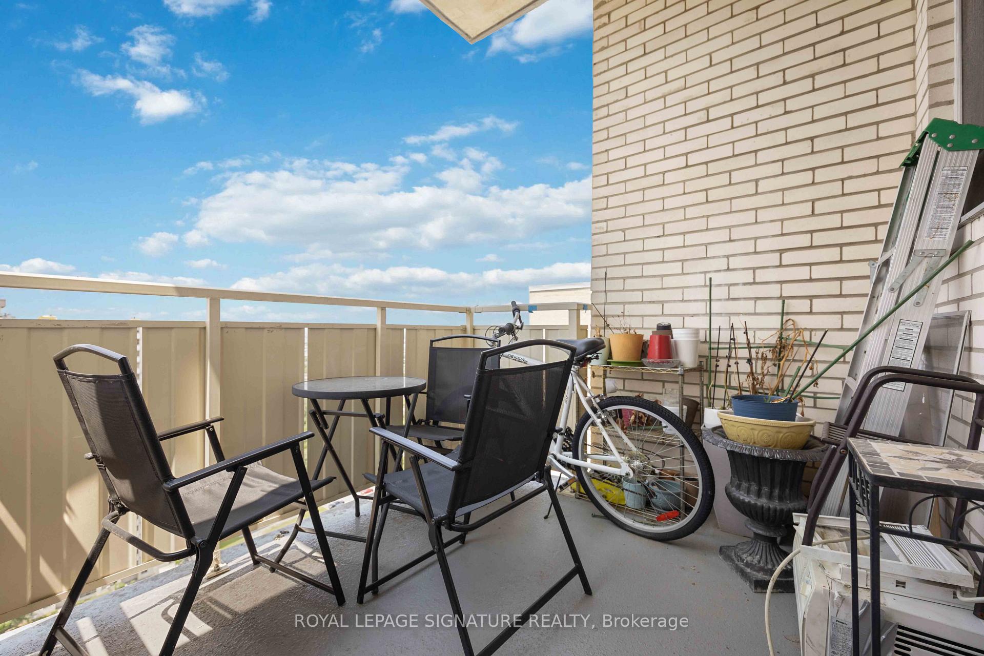 Photo 24 of Unit 2315, 320 Dixon Road, Etobicoke, Kingsview Village-The Westway — HOMEH