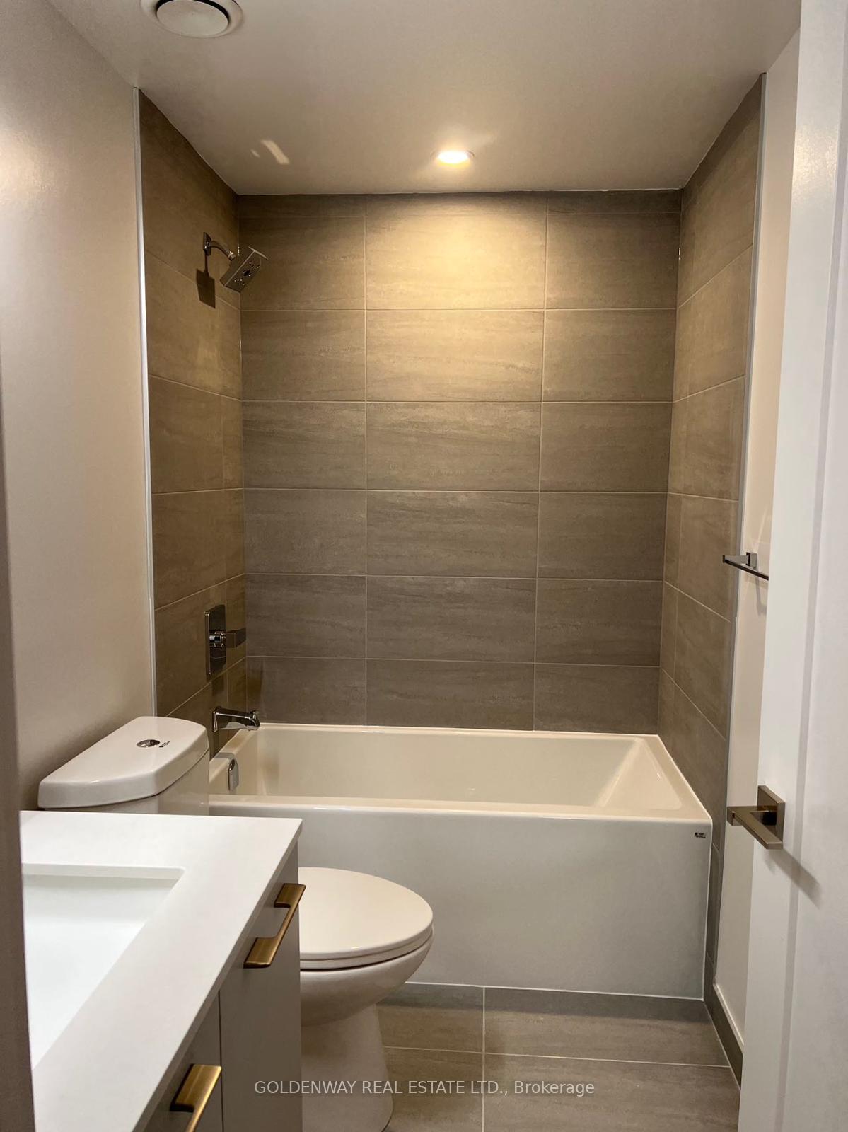 Photo 10 of Unit 2202, 18 Water Walk Drive, Markham, Unionville — HOMEH