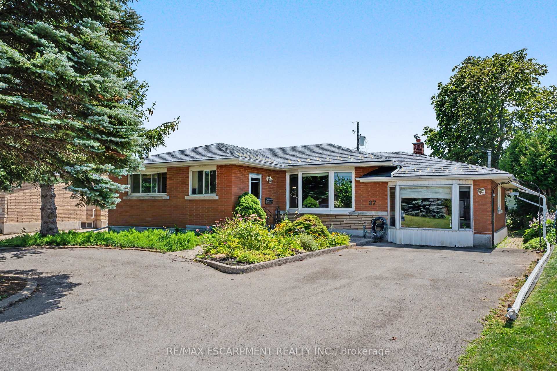 Photo 1 of 87 Mcdonald Avenue, Thorold, Thorold Downtown — HOMEH