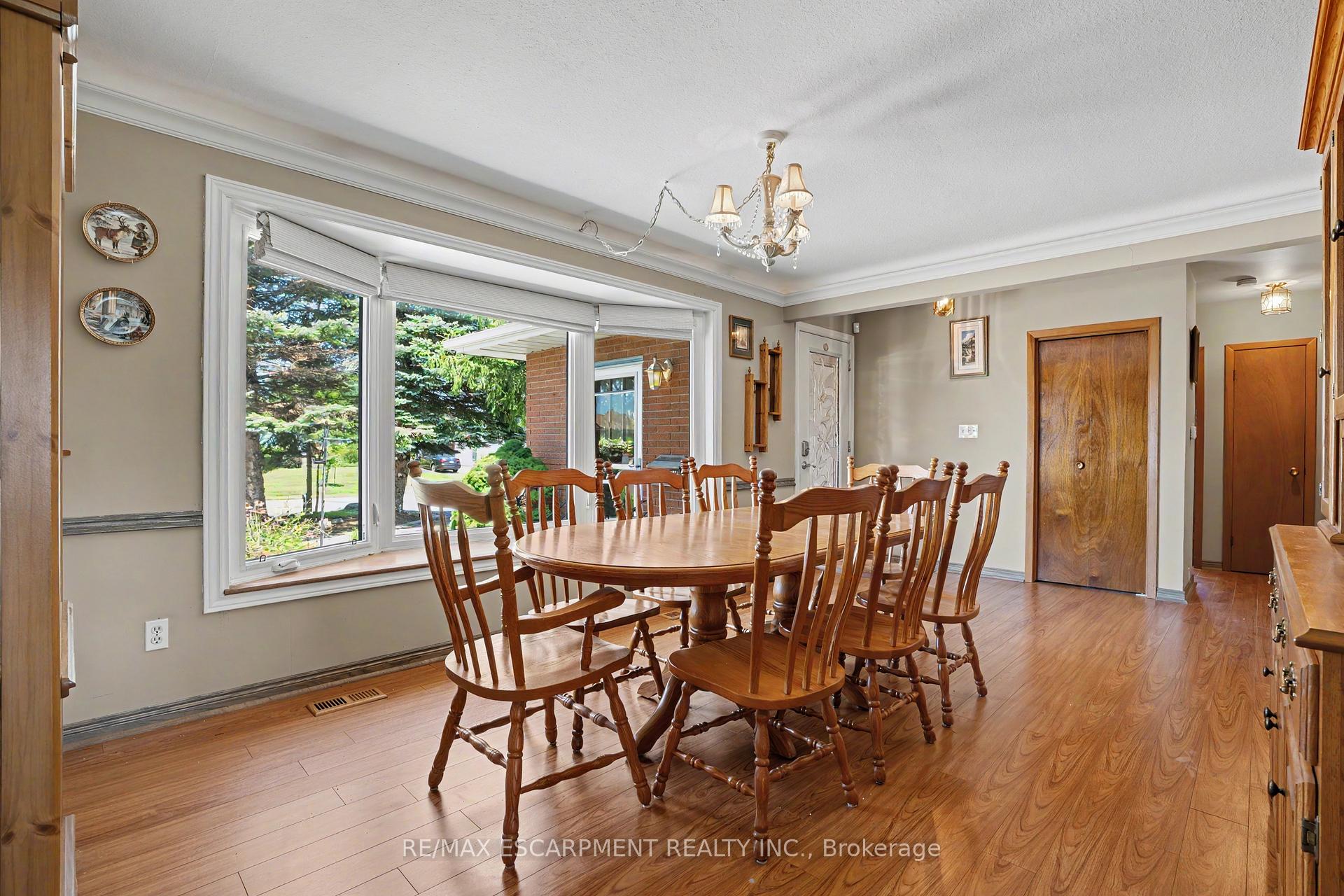 Photo 5 of 87 Mcdonald Avenue, Thorold, Thorold Downtown — HOMEH