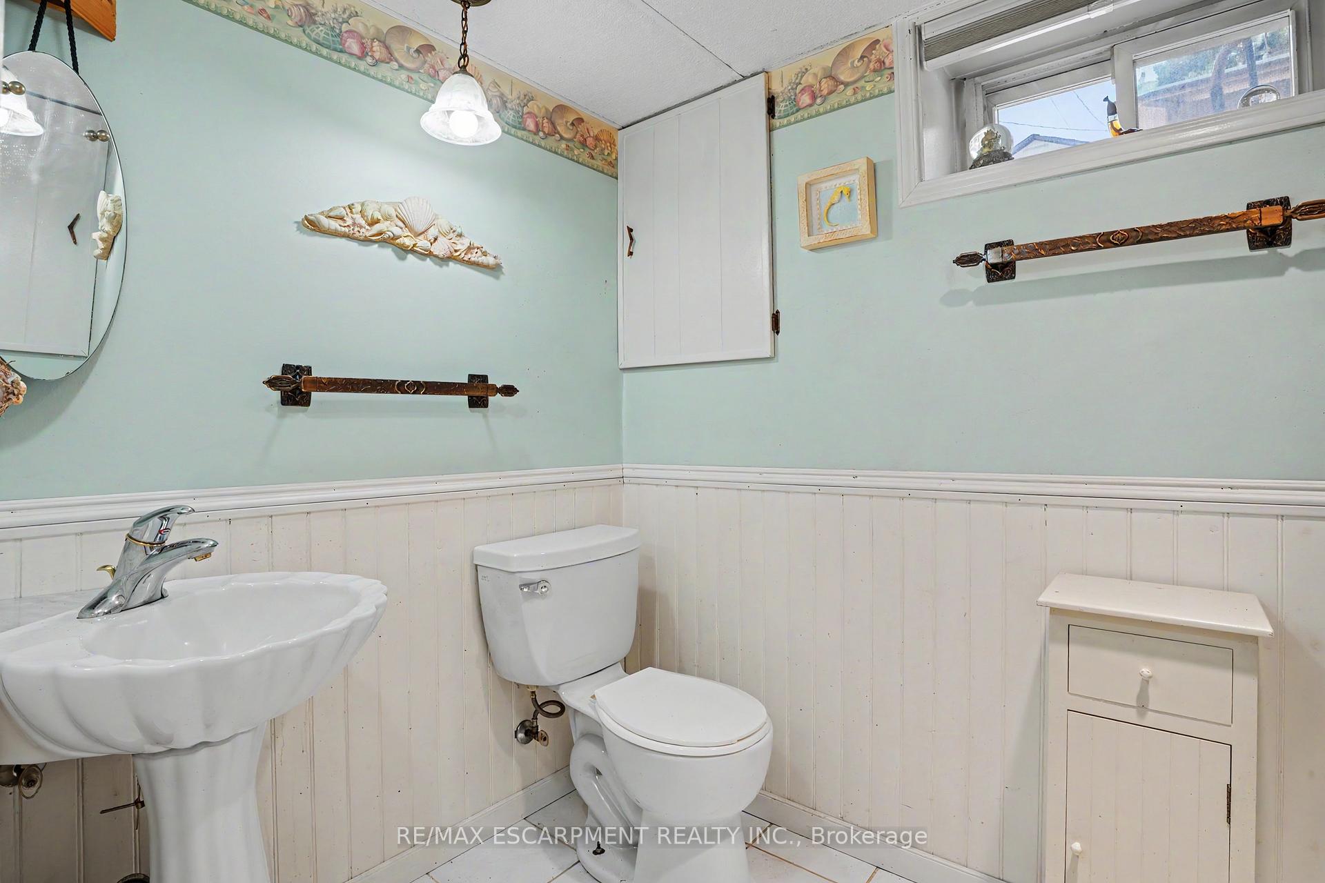 Photo 13 of 87 Mcdonald Avenue, Thorold, Thorold Downtown — HOMEH