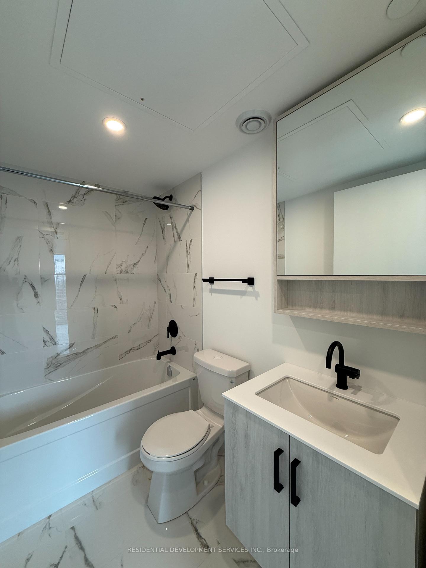 Photo 7 of Unit 3310, 88 Queen Street, Toronto, Church-Yonge Corridor — HOMEH