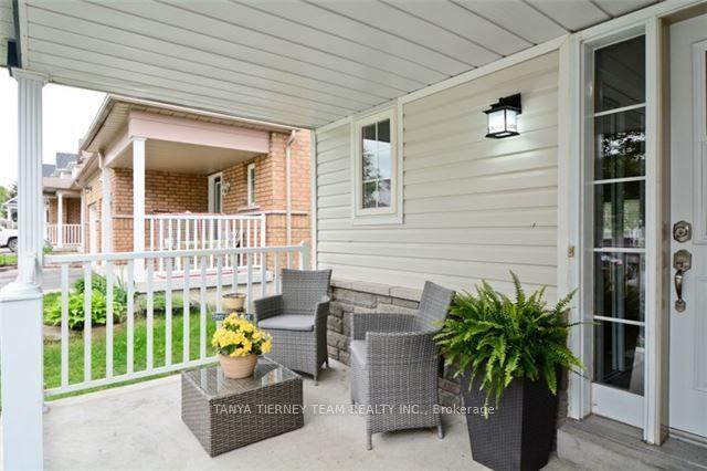 Photo 2 of 64 Melody Drive, Whitby, Brooklin — HOMEH
