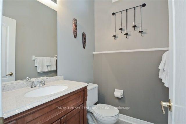 Photo 11 of 64 Melody Drive, Whitby, Brooklin — HOMEH