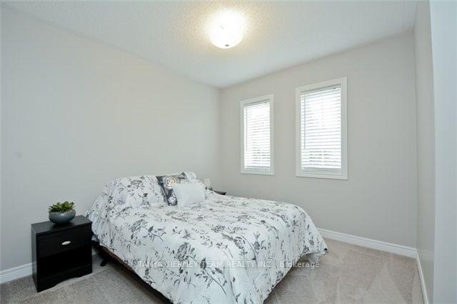 Photo 16 of 64 Melody Drive, Whitby, Brooklin — HOMEH