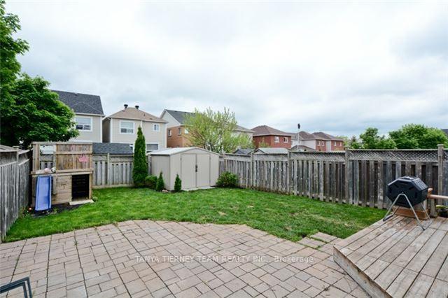 Photo 20 of 64 Melody Drive, Whitby, Brooklin — HOMEH
