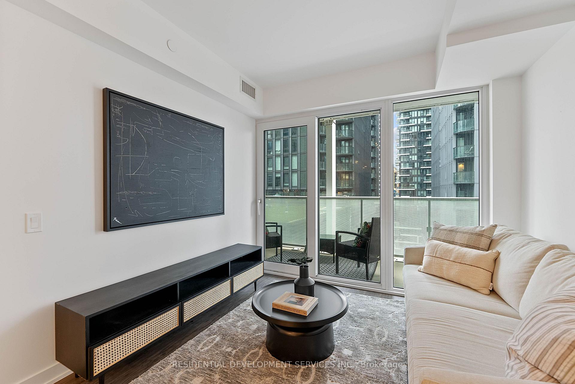 Photo 12 of Unit 815, 88 Queen Street, Toronto, Church-Yonge Corridor — HOMEH