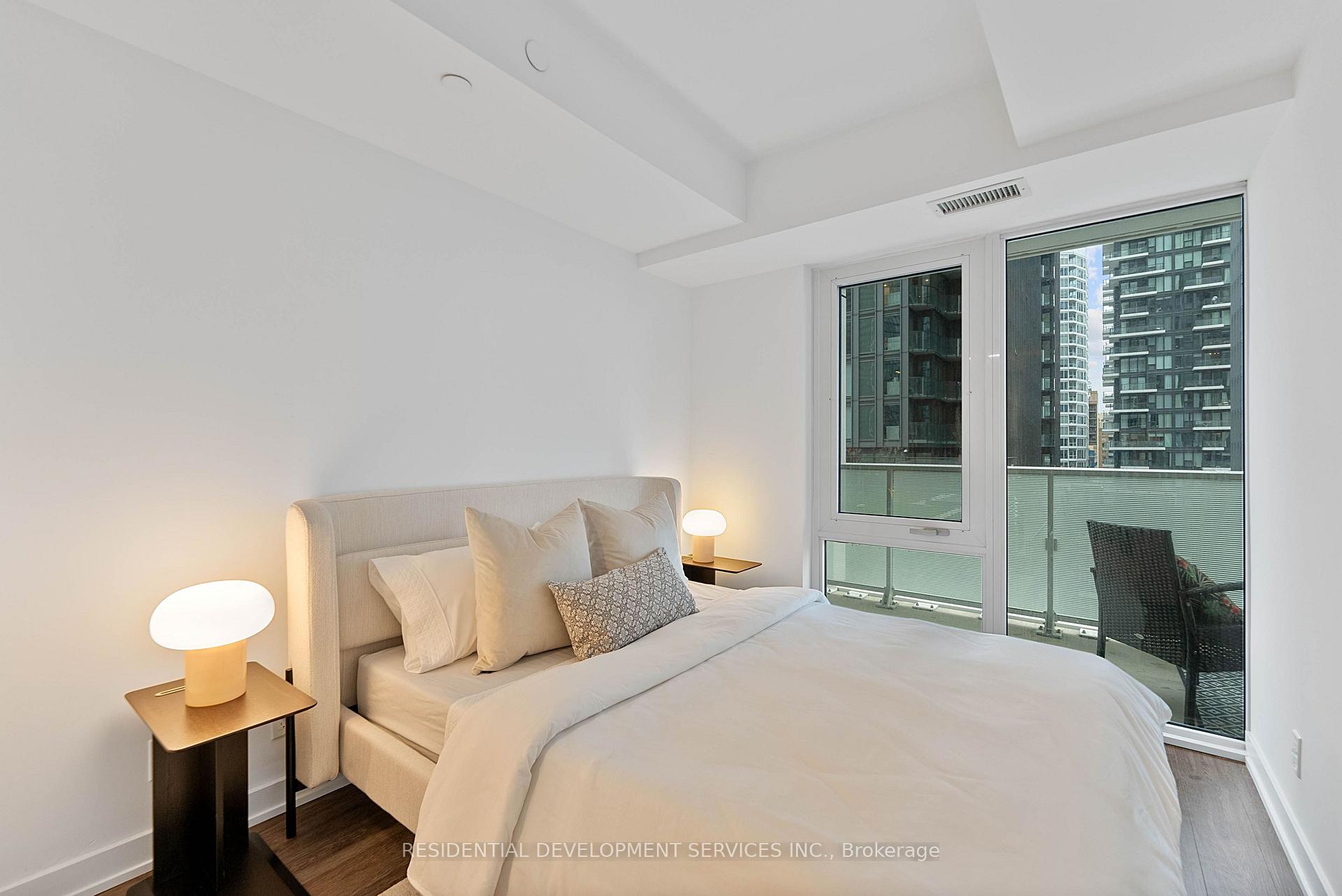 Photo 17 of Unit 815, 88 Queen Street, Toronto, Church-Yonge Corridor — HOMEH