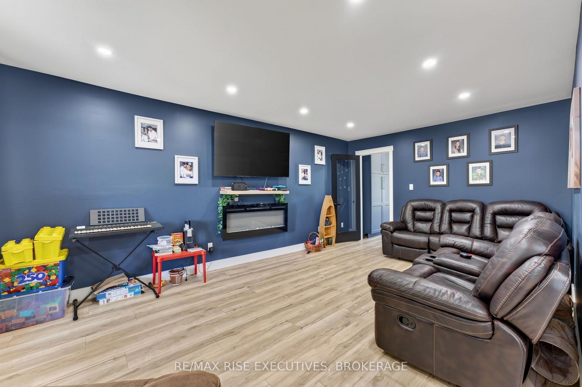 Photo 5 of 617 Rivermeade Avenue, Kingston, East Gardiners Rd — HOMEH