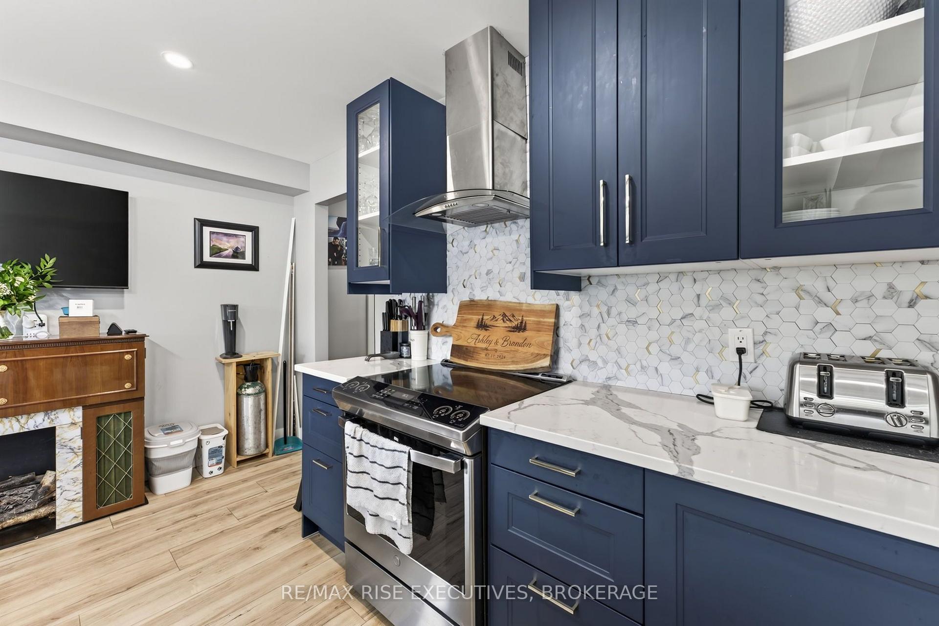 Photo 10 of 617 Rivermeade Avenue, Kingston, East Gardiners Rd — HOMEH