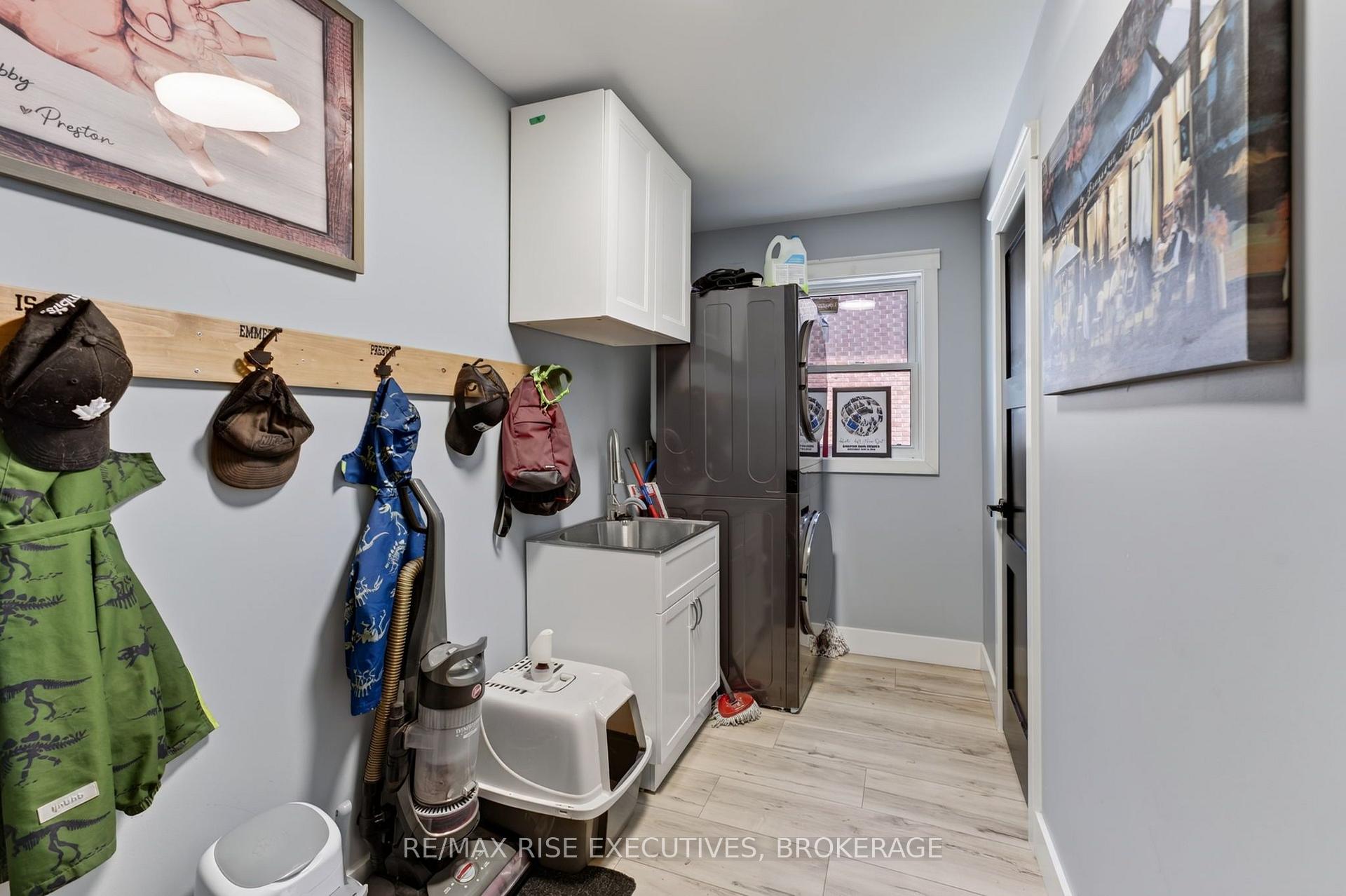 Photo 16 of 617 Rivermeade Avenue, Kingston, East Gardiners Rd — HOMEH